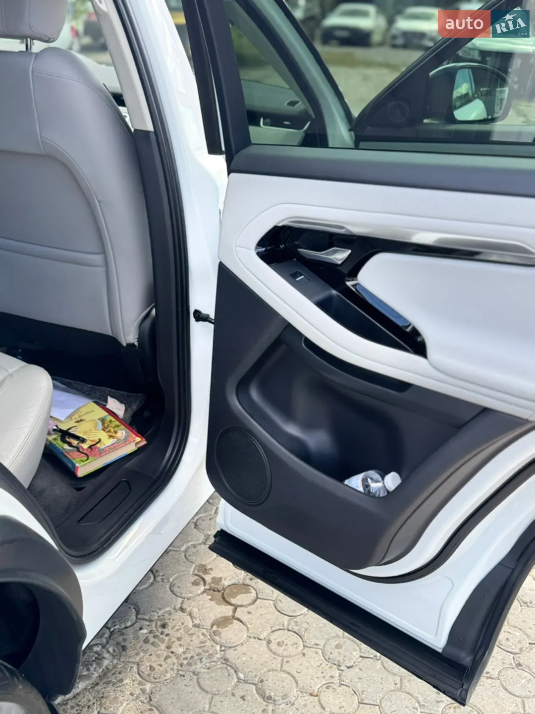 2019 Land Rover Range Rover Evoque - мініатюра 17