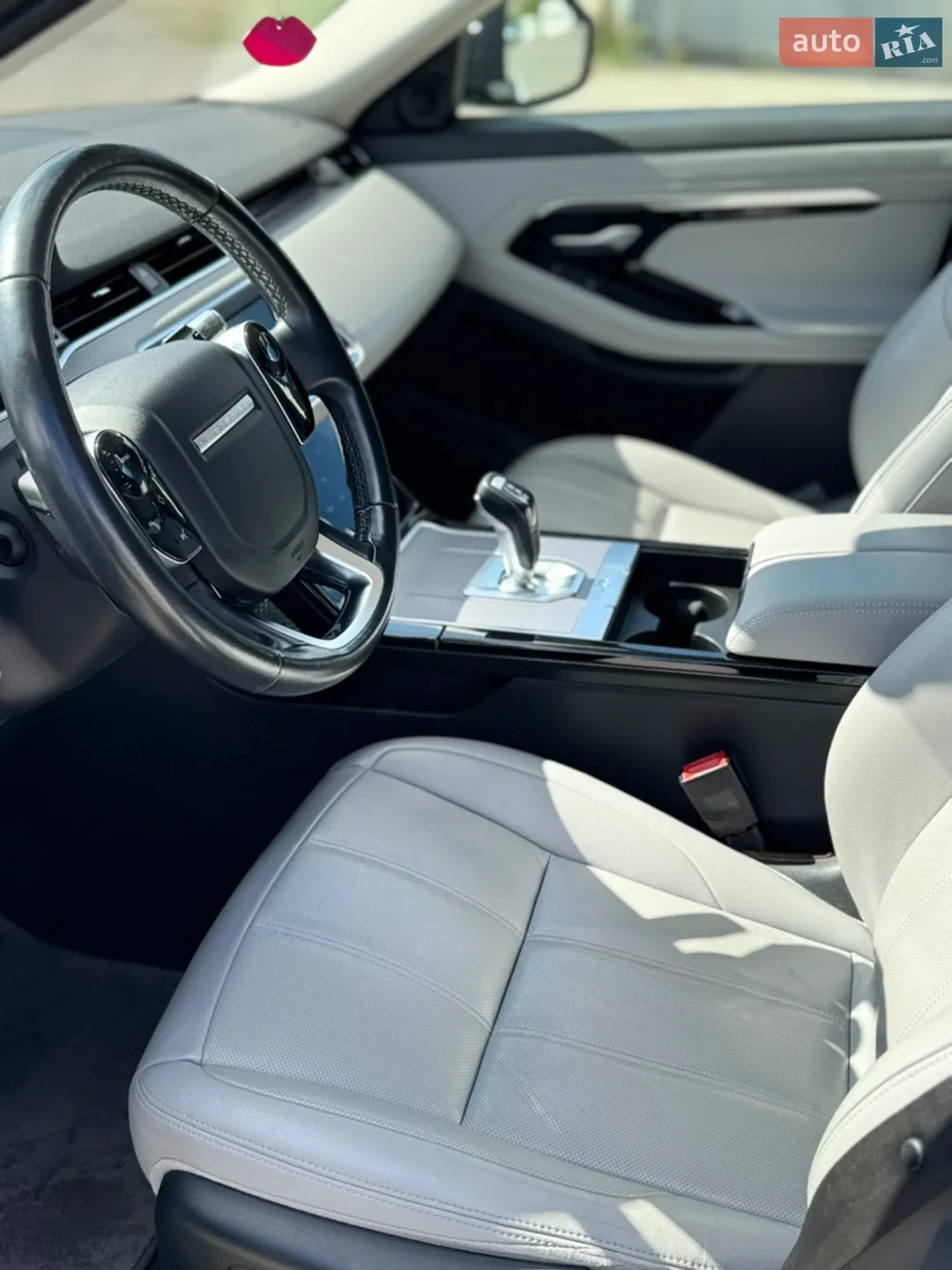 2019 Land Rover Range Rover Evoque - мініатюра 20