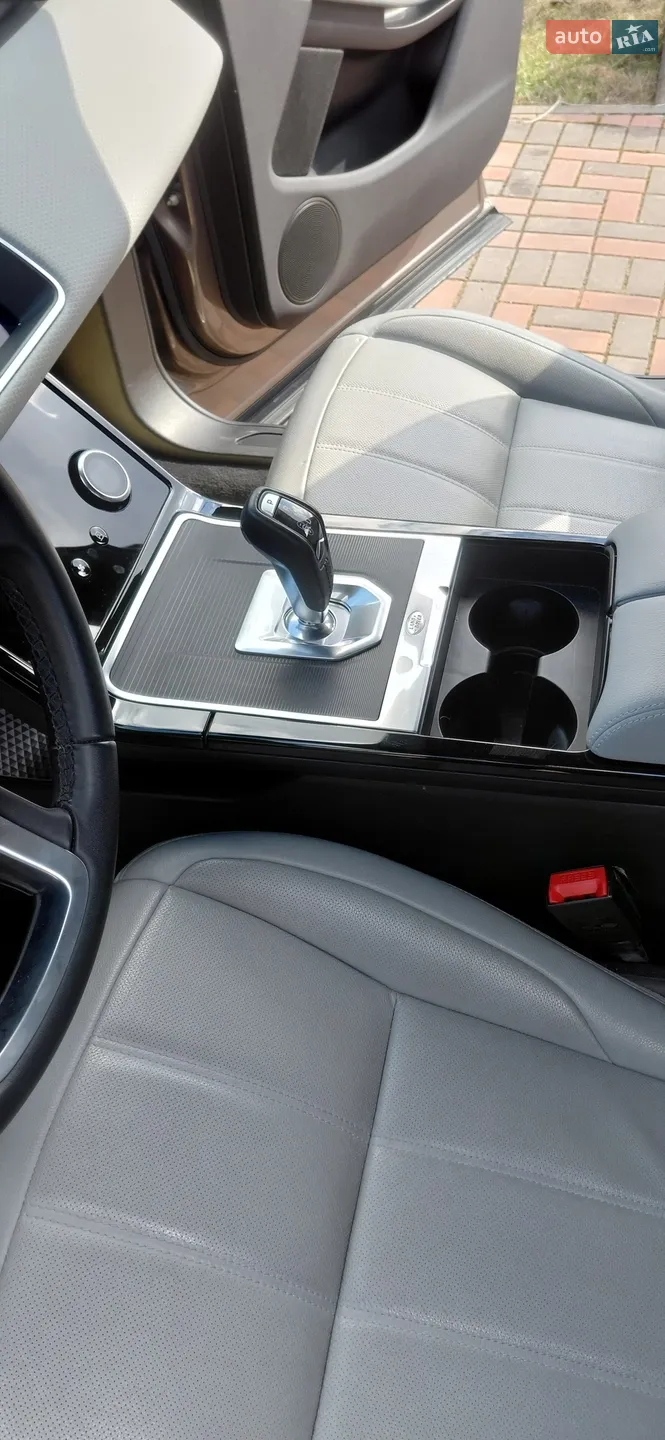 2019 Land Rover Range Rover Evoque - мініатюра 51
