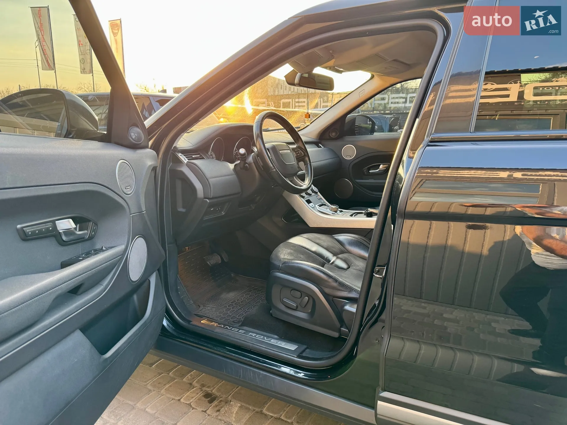 2015 Land Rover Range Rover Evoque - мініатюра 12