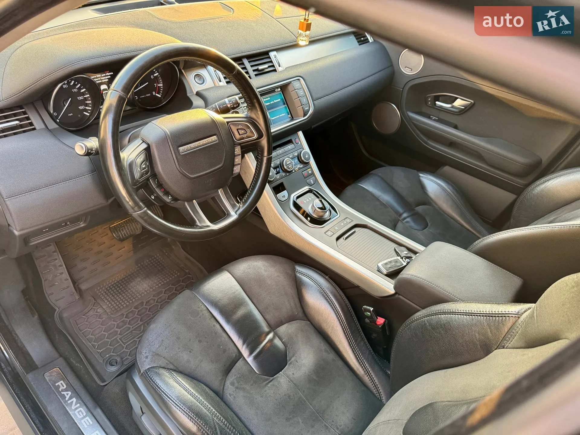 2015 Land Rover Range Rover Evoque - мініатюра 16