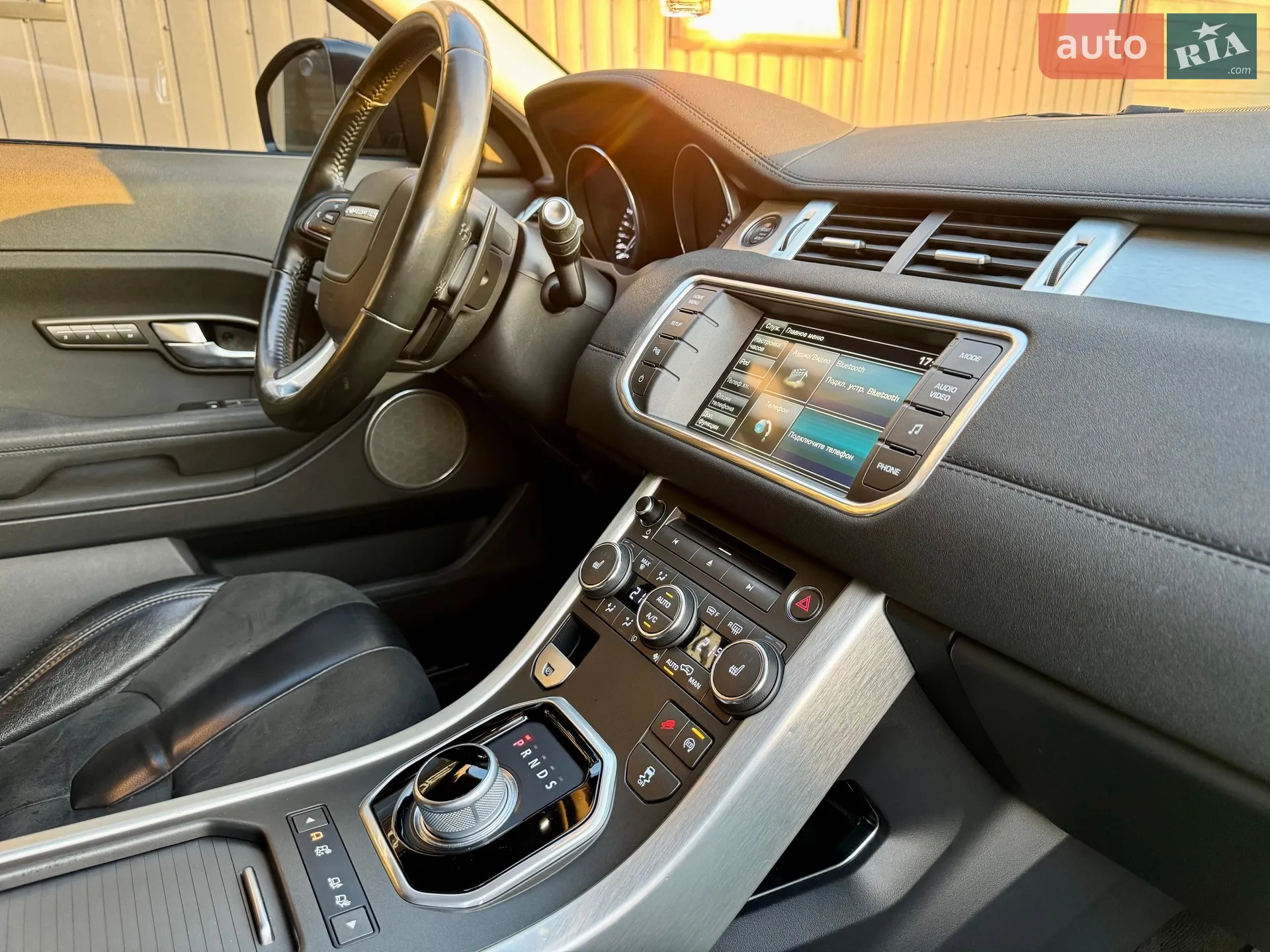 2015 Land Rover Range Rover Evoque - мініатюра 43