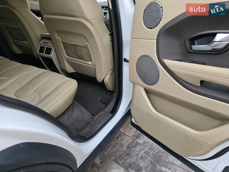 Внедорожник / Кроссовер Land Rover Range Rover Evoque 2015 в Ивано-Франковске