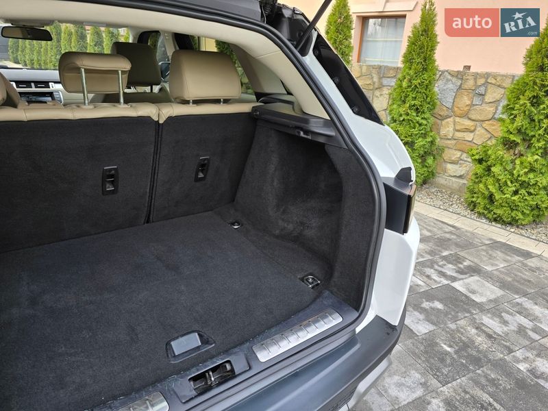 Внедорожник / Кроссовер Land Rover Range Rover Evoque 2015 в Ивано-Франковске