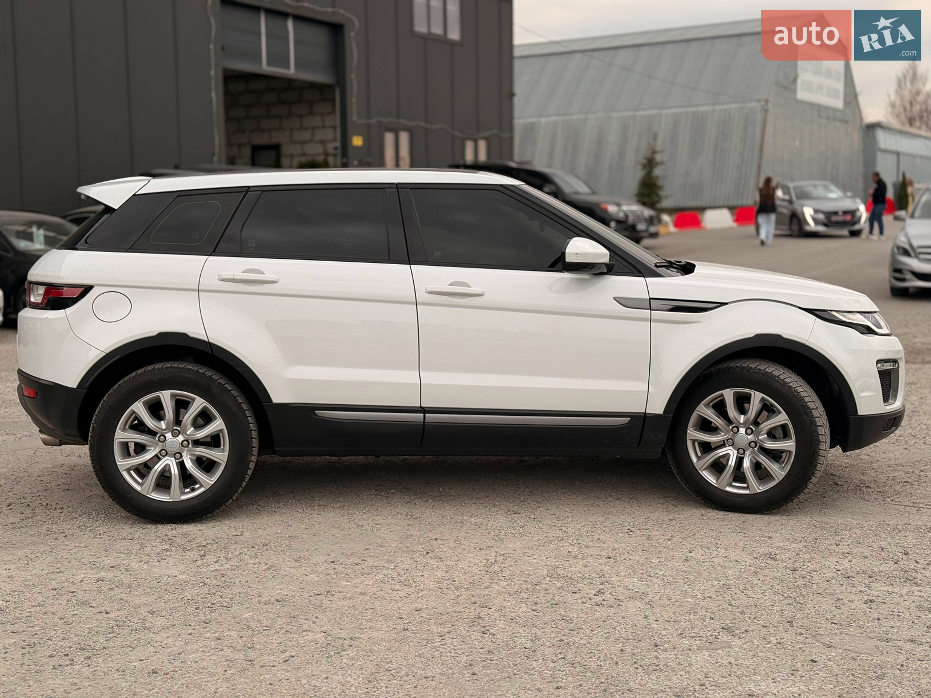 2016 Land Rover Range Rover Evoque - мініатюра 10