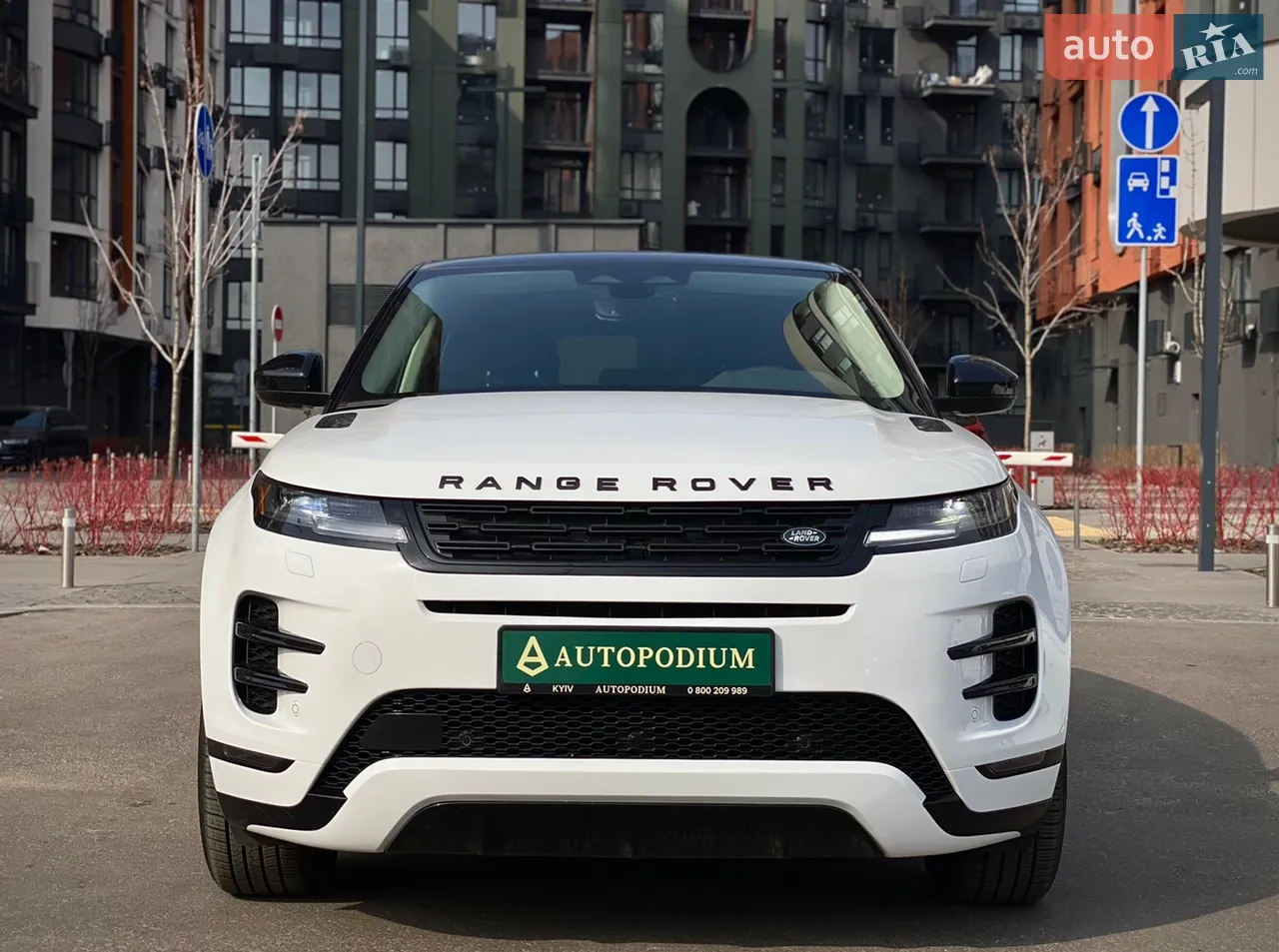 2023 Land Rover Range Rover Evoque - мініатюра 27