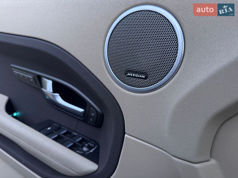 Внедорожник / Кроссовер Land Rover Range Rover Evoque 2014 в Вараше