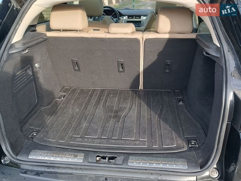 Внедорожник / Кроссовер Land Rover Range Rover Evoque 2014 в Сарнах