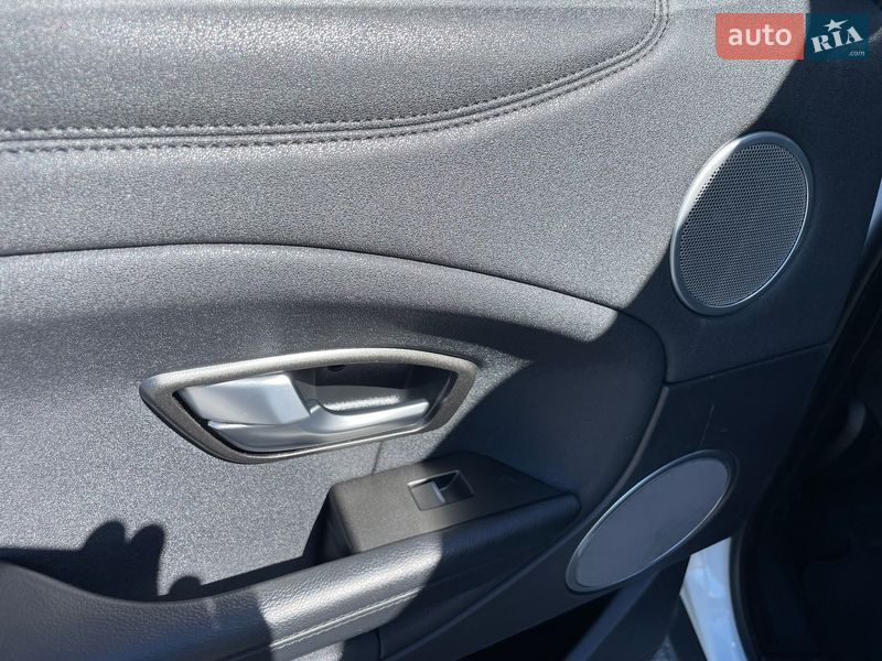 Позашляховик / Кросовер Land Rover Range Rover Evoque 2017 в Києві