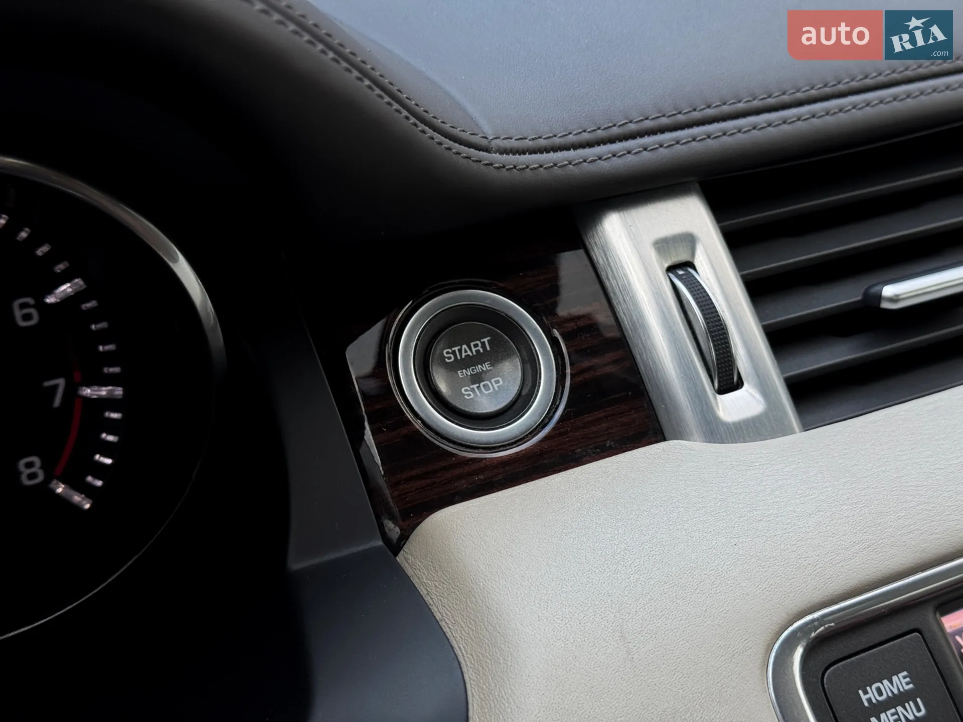 2013 Land Rover Range Rover Evoque - мініатюра 29