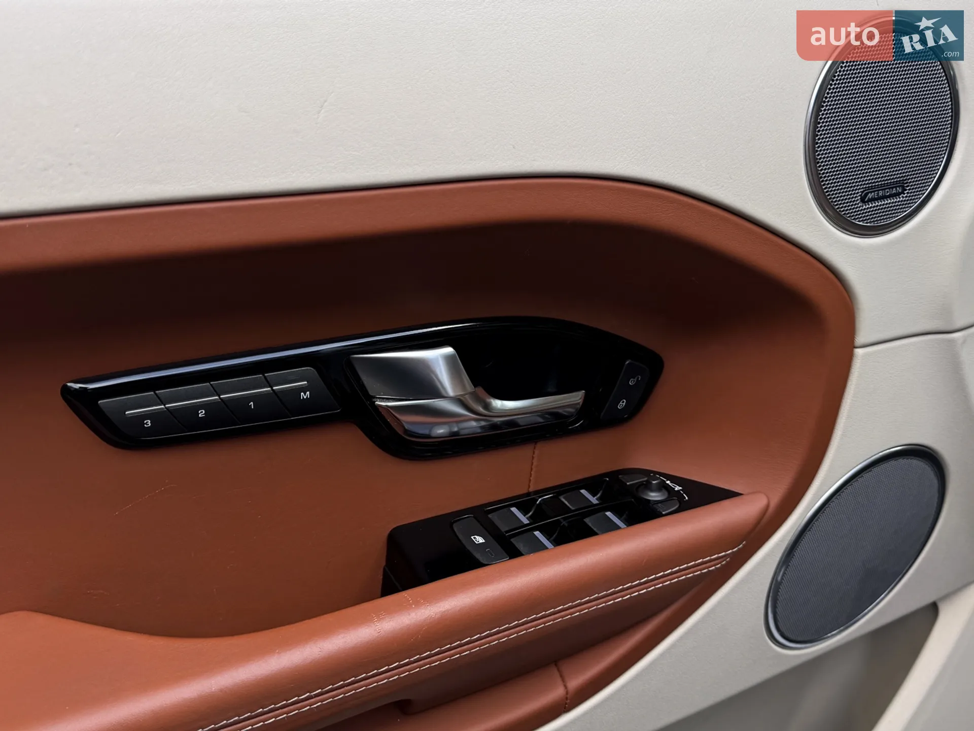 2013 Land Rover Range Rover Evoque - мініатюра 16