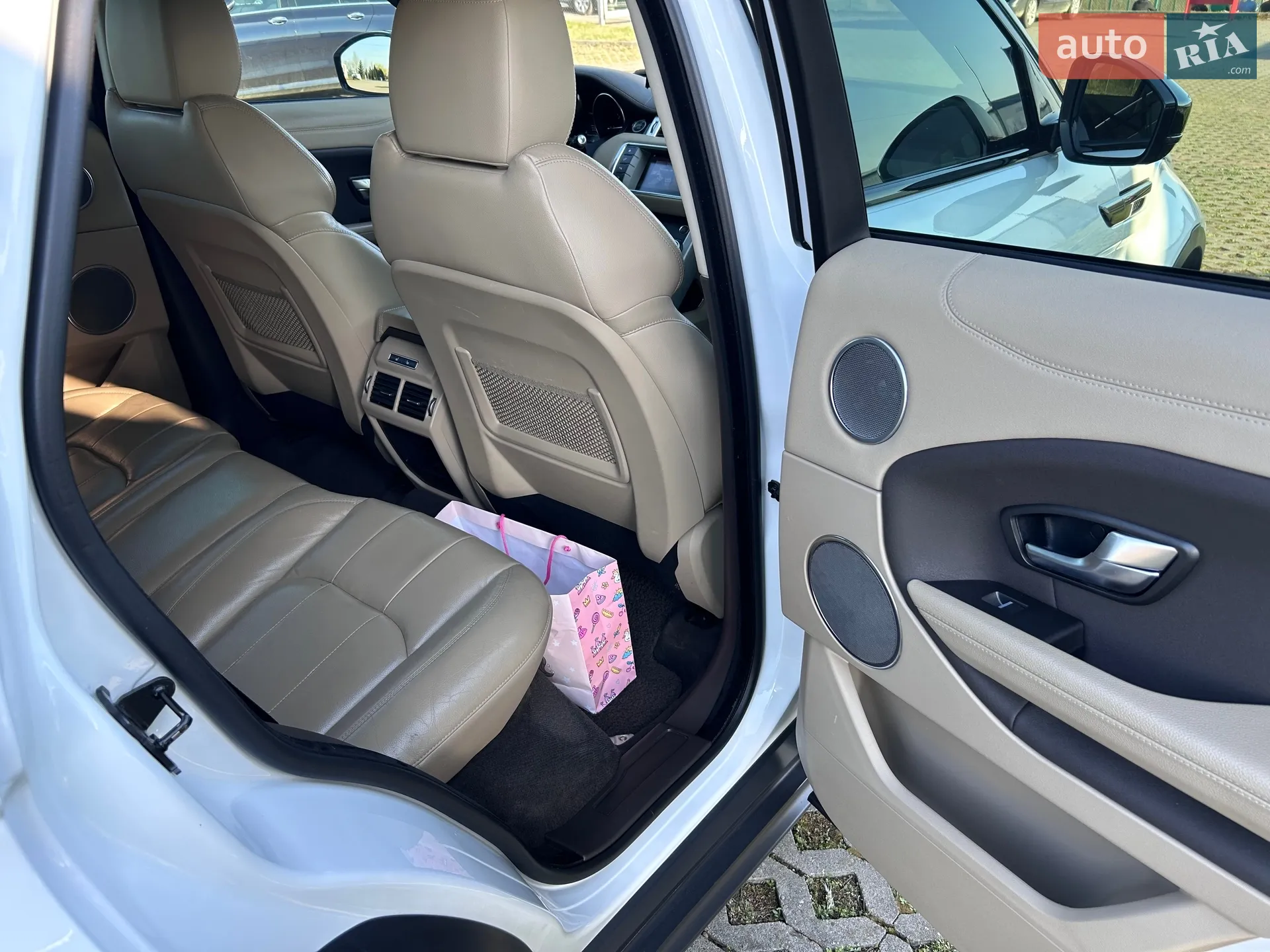 2015 Land Rover Range Rover Evoque - мініатюра 15