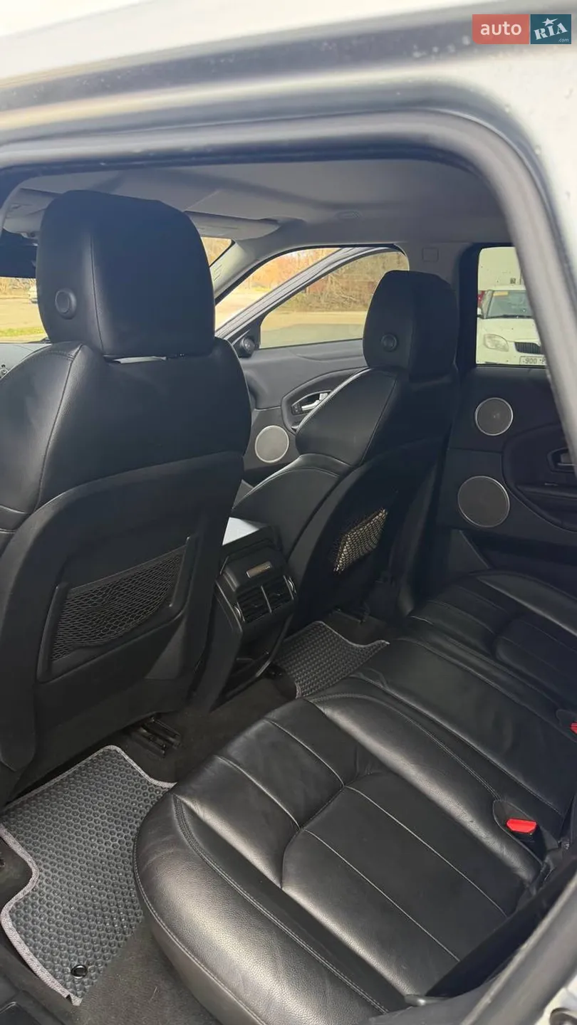 2017 Land Rover Range Rover Evoque - мініатюра 27