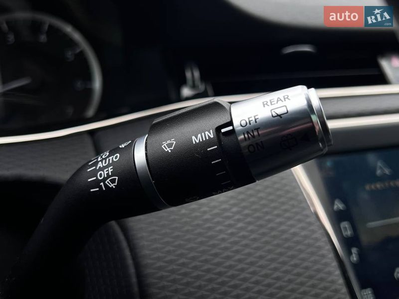 Внедорожник / Кроссовер Land Rover Range Rover Evoque 2021 в Киеве