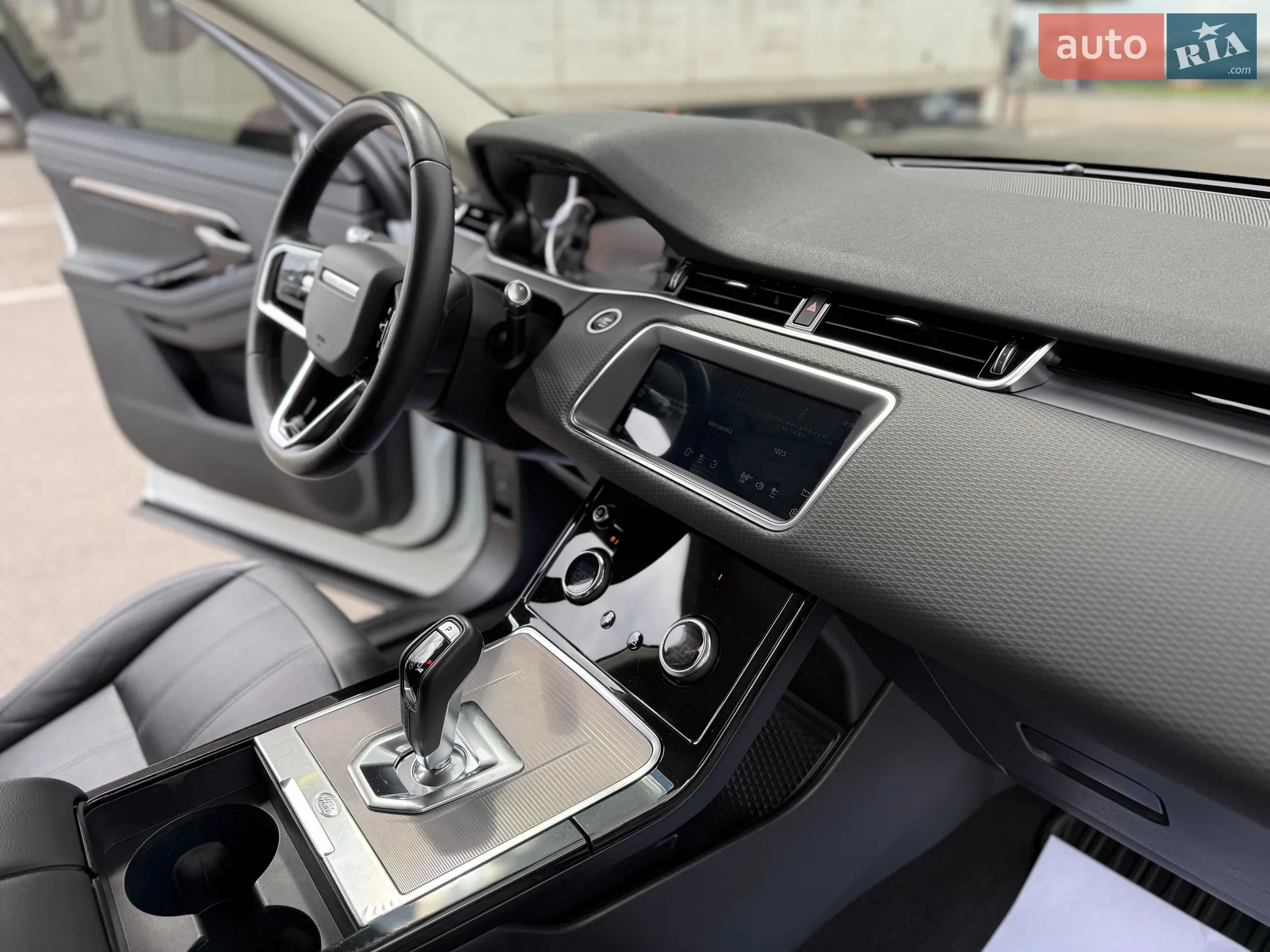 2021 Land Rover Range Rover Evoque - мініатюра 32