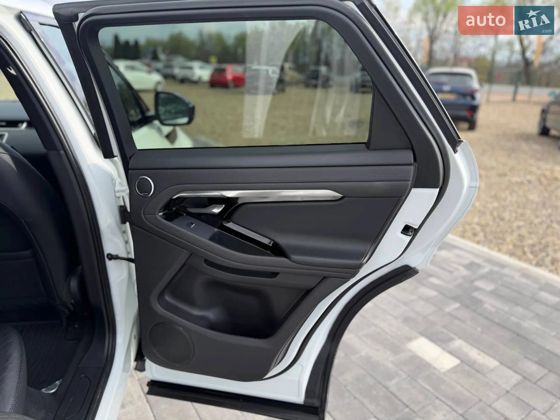 2019 Land Rover Range Rover Evoque - мініатюра 35