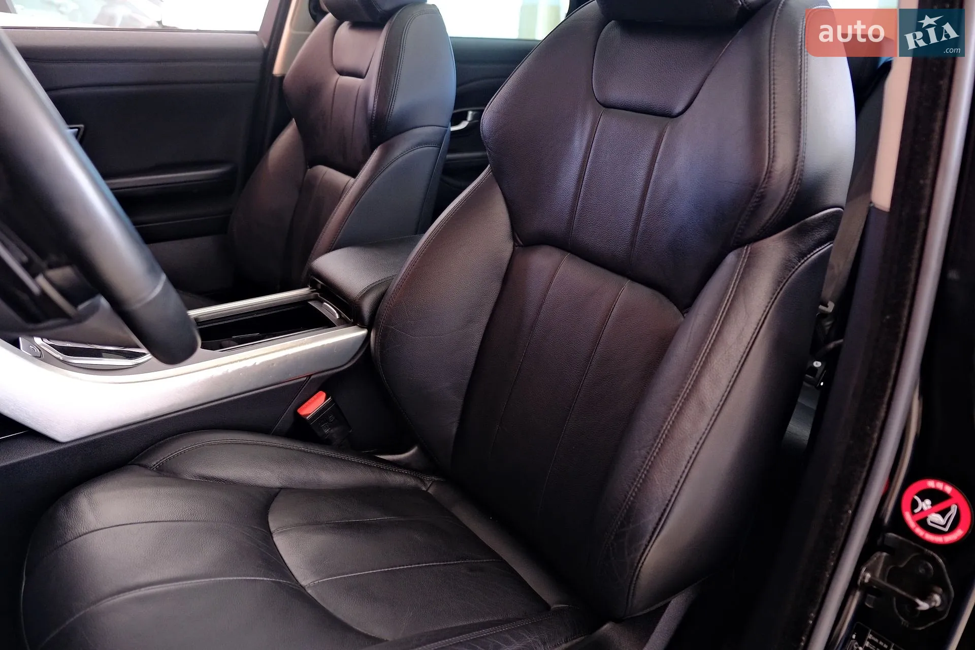 2016 Land Rover Range Rover Evoque - мініатюра 29