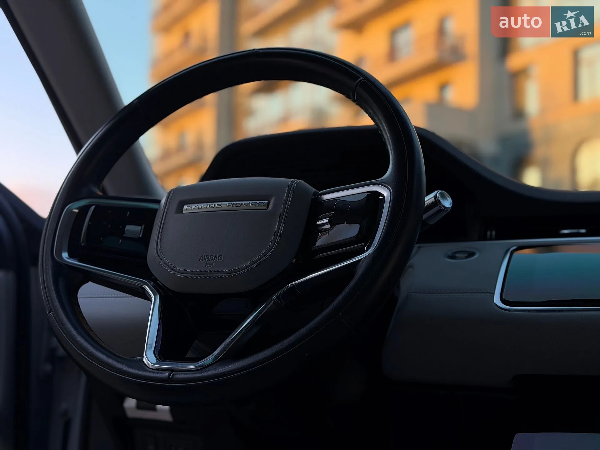 2021 Land Rover Range Rover Evoque - мініатюра 70