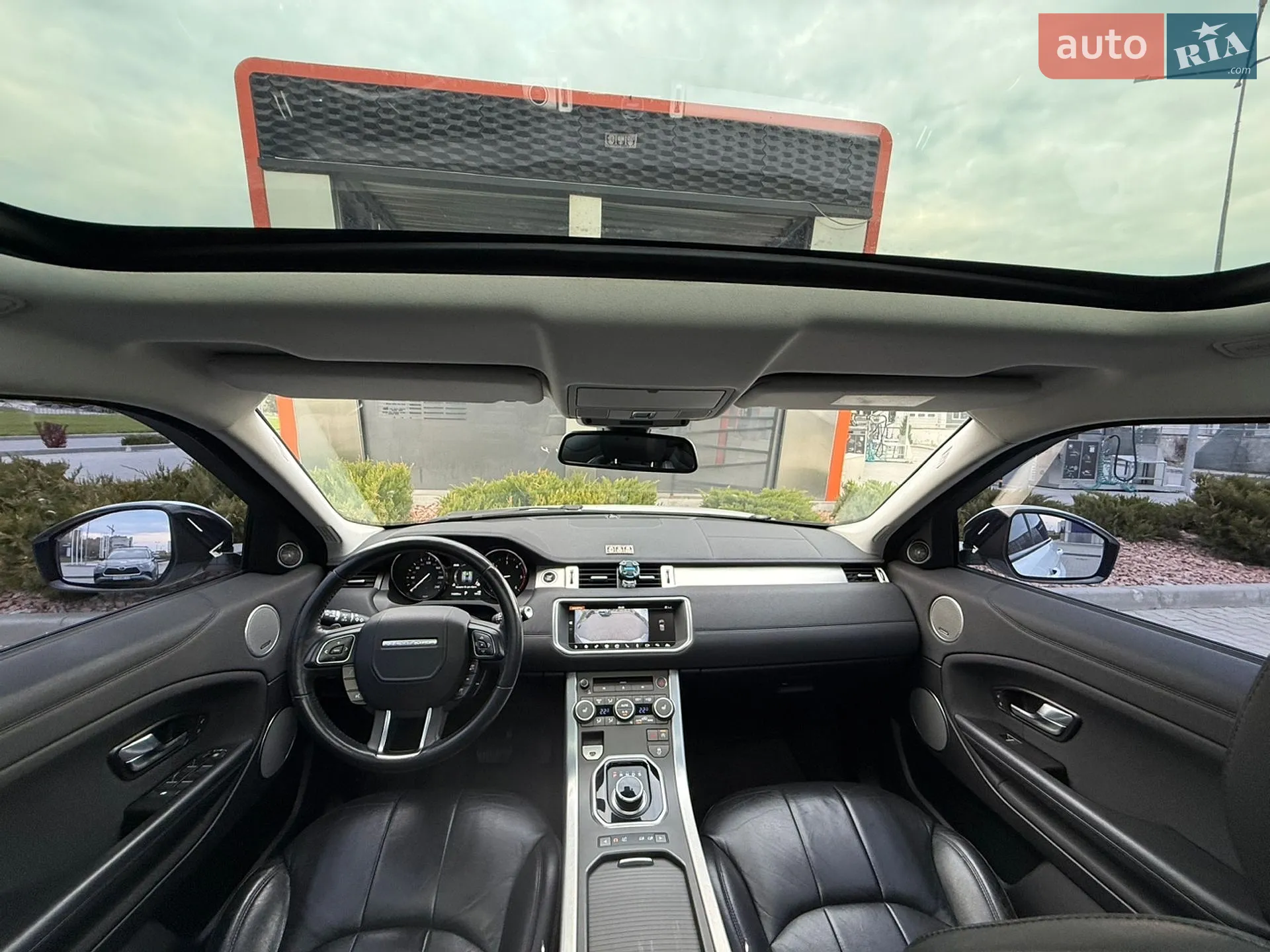 2017 Land Rover Range Rover Evoque - мініатюра 48