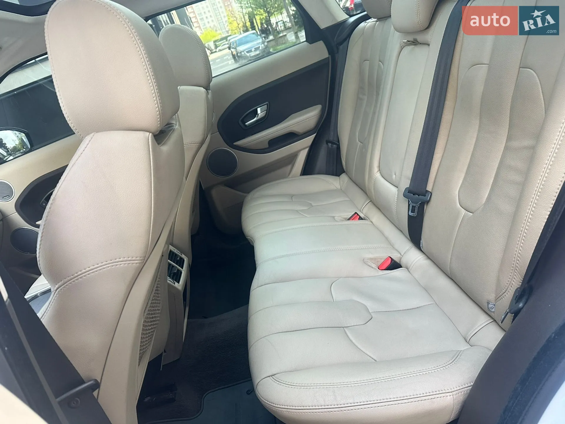 2015 Land Rover Range Rover Evoque - мініатюра 25
