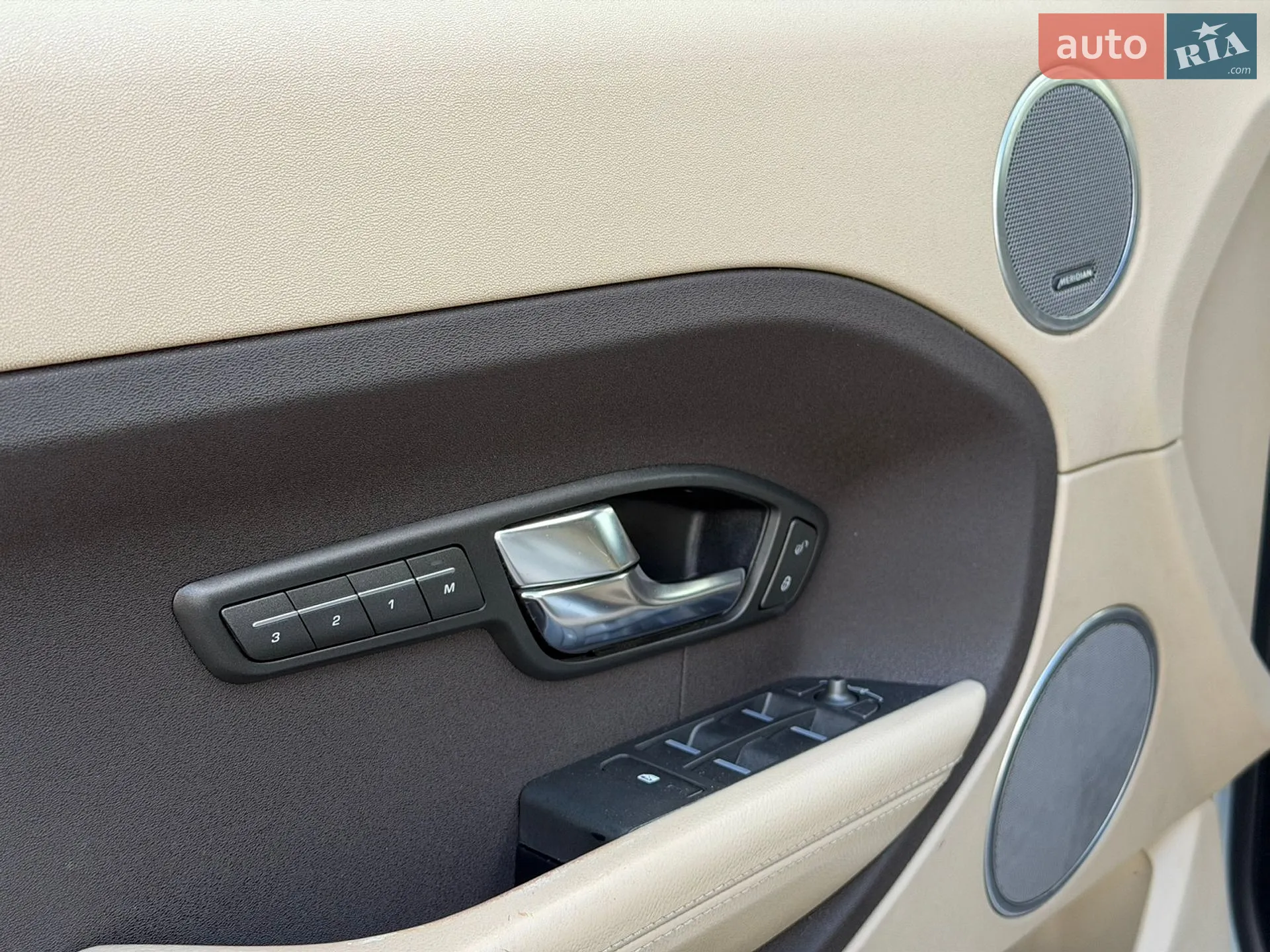 2013 Land Rover Range Rover Evoque - мініатюра 21