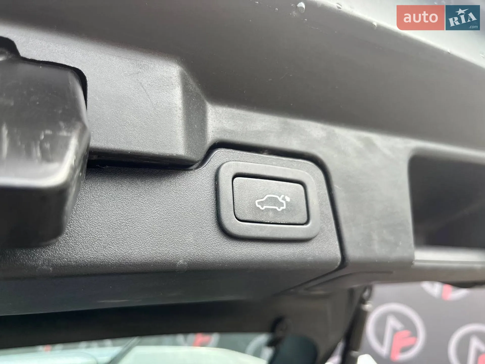 2014 Land Rover Range Rover Evoque - мініатюра 37