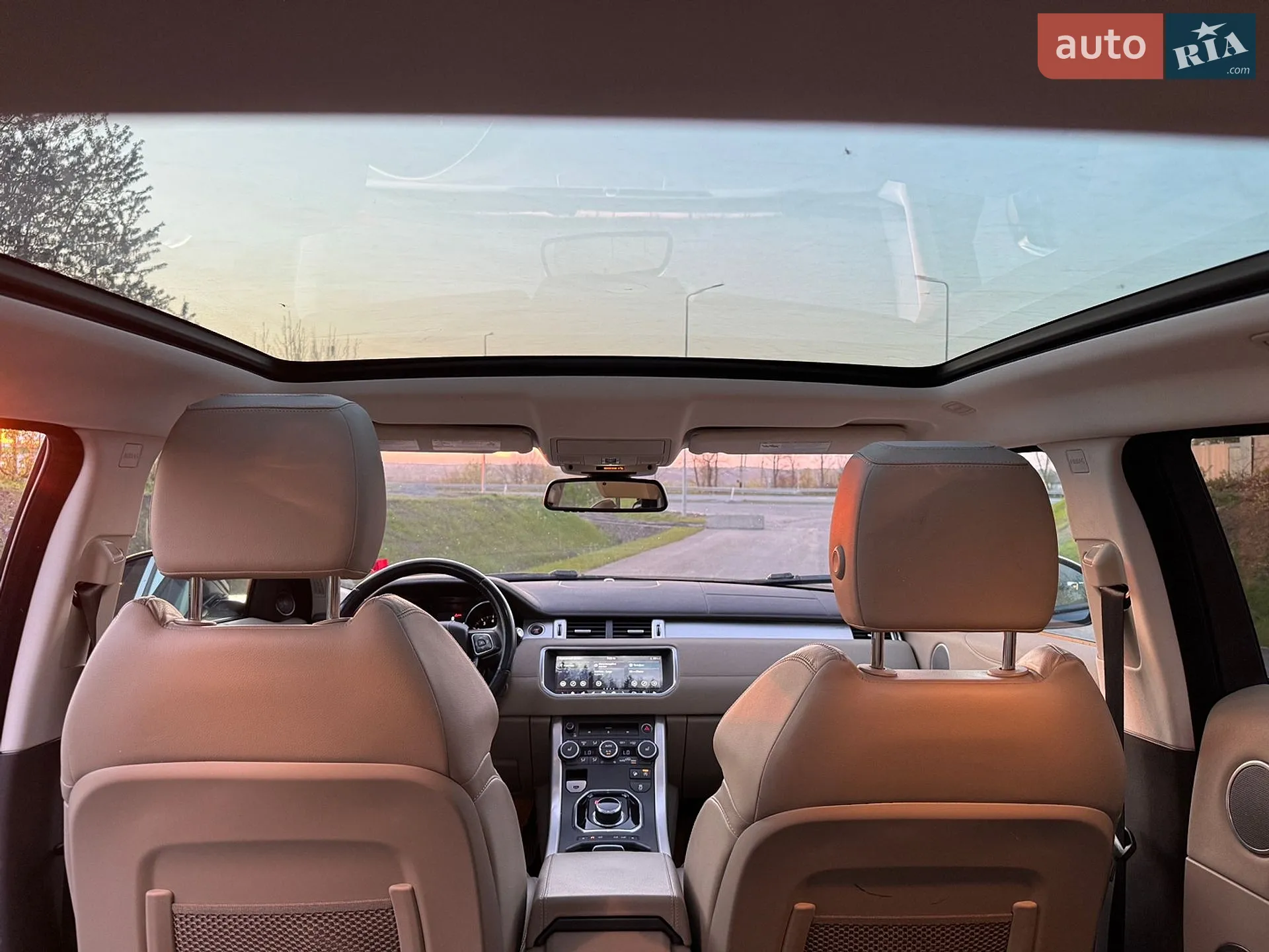 2016 Land Rover Range Rover Evoque - мініатюра 39