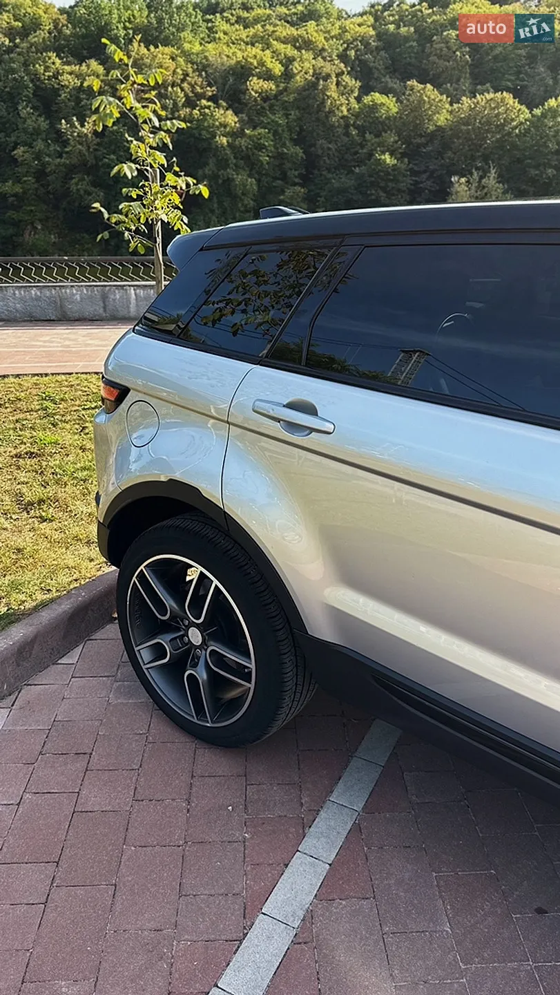 2017 Land Rover Range Rover Evoque - мініатюра 4
