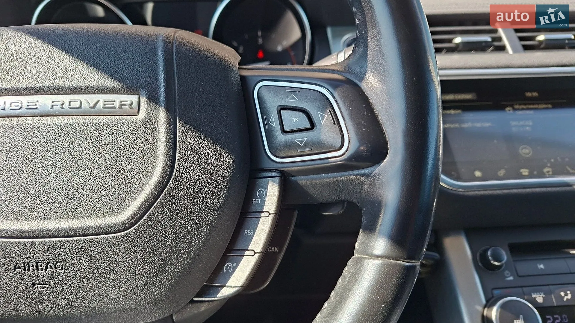 2018 Land Rover Range Rover Evoque - мініатюра 18