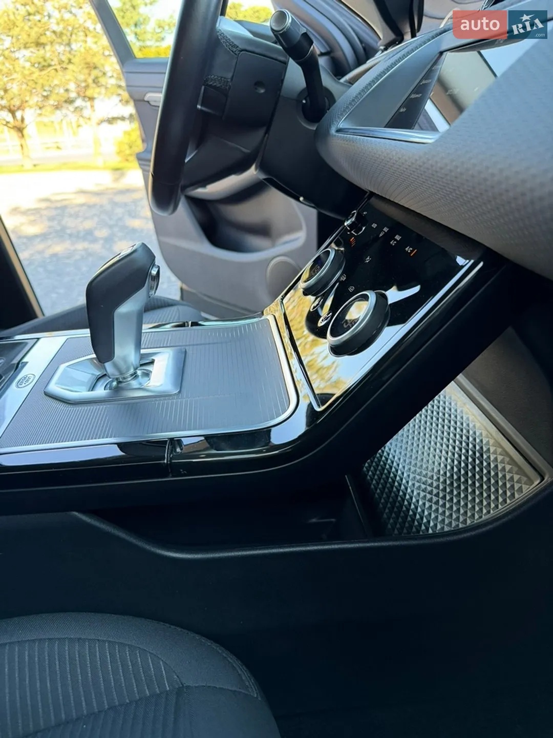 2020 Land Rover Range Rover Evoque - мініатюра 44