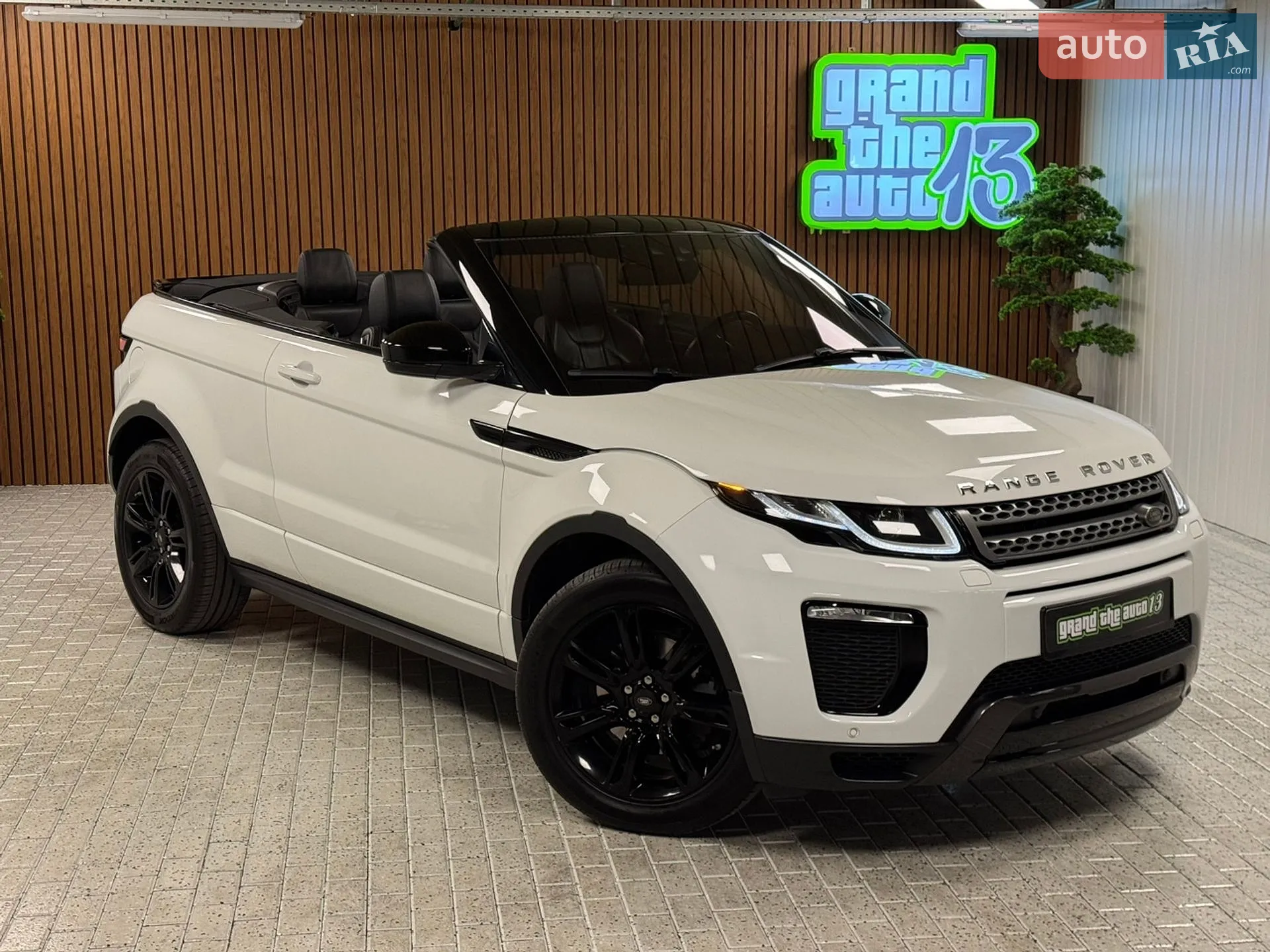 2017 Land Rover Range Rover Evoque - мініатюра 15