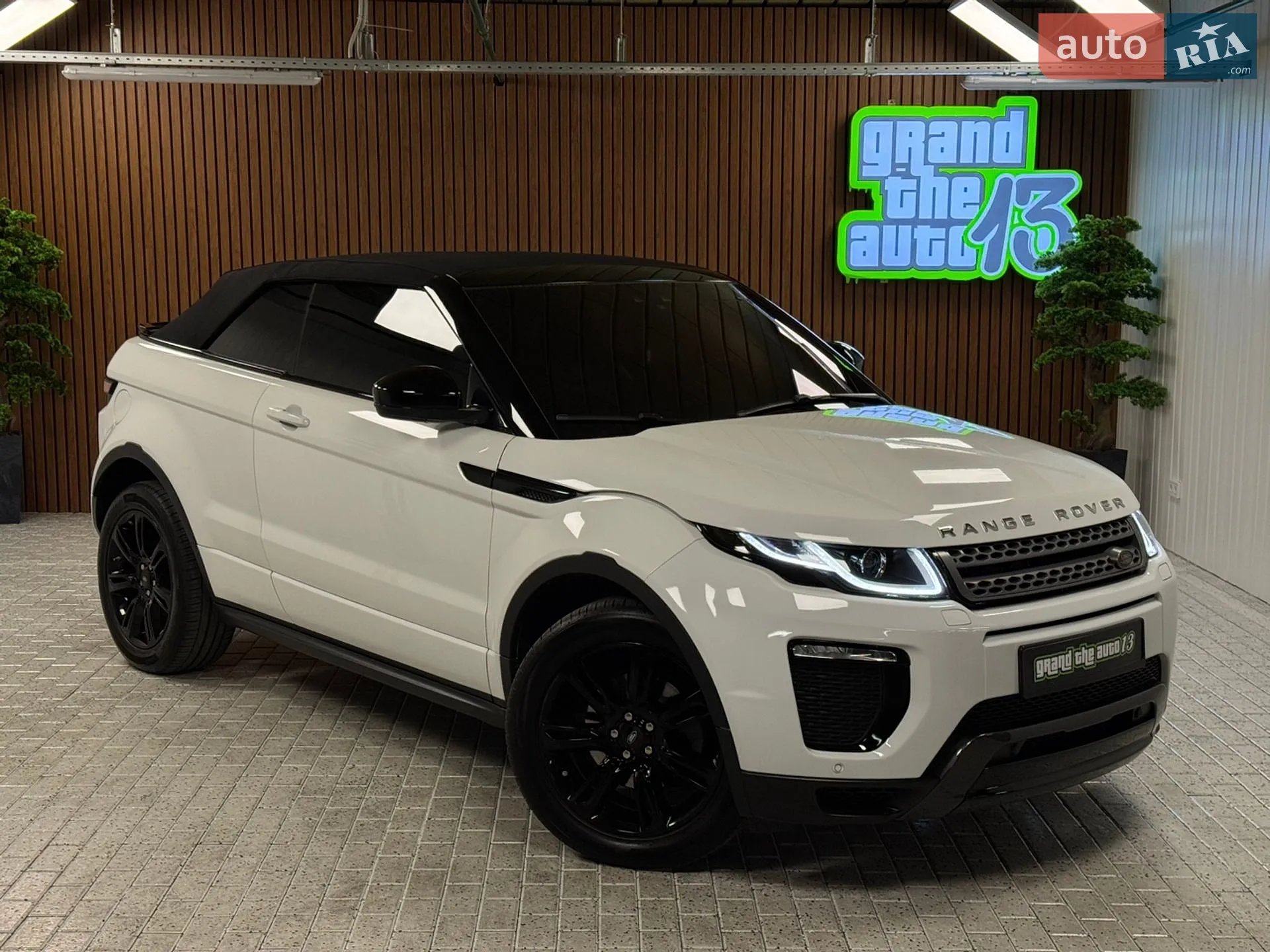 2017 Land Rover Range Rover Evoque - мініатюра 19
