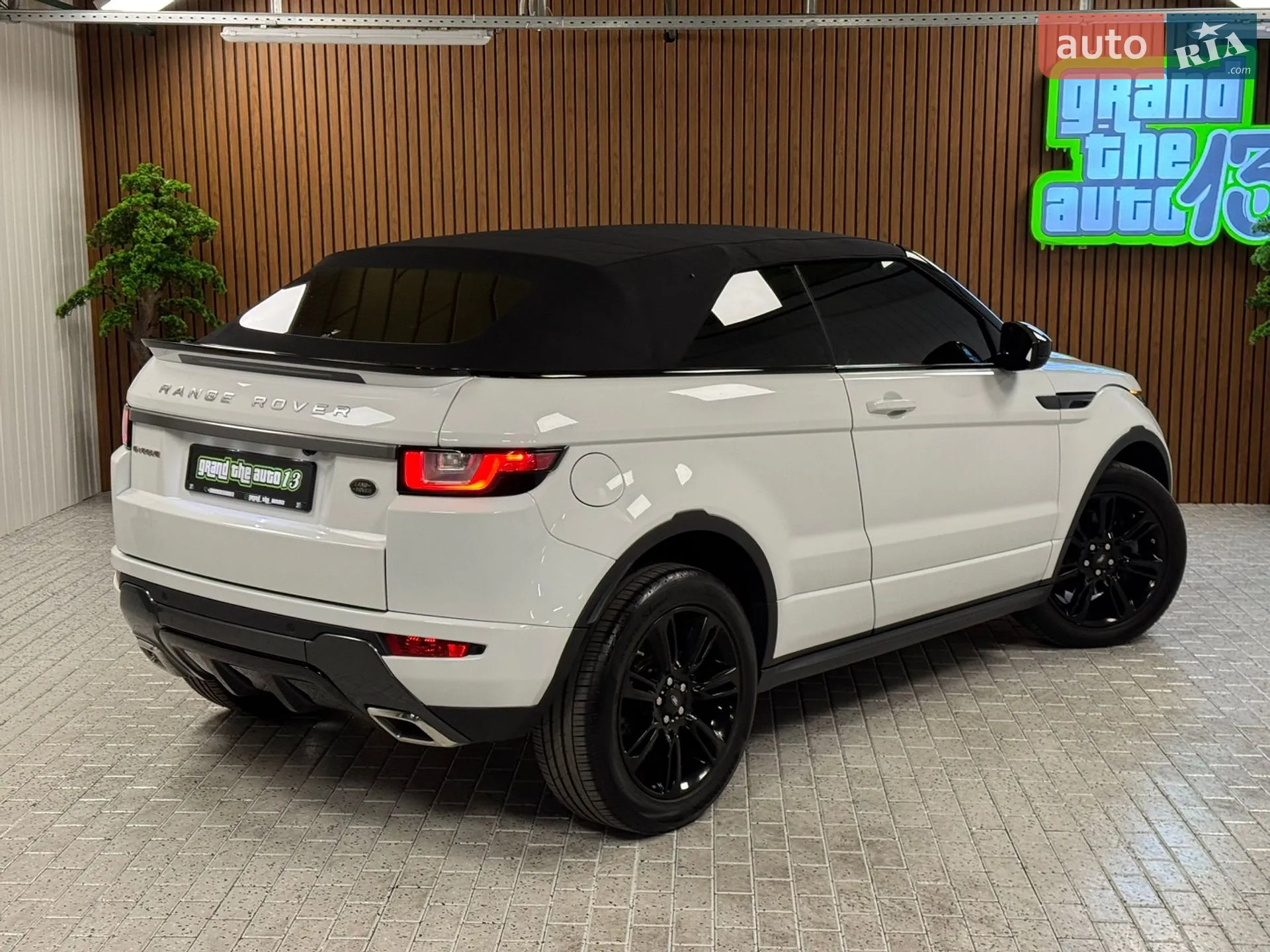 2017 Land Rover Range Rover Evoque - мініатюра 57