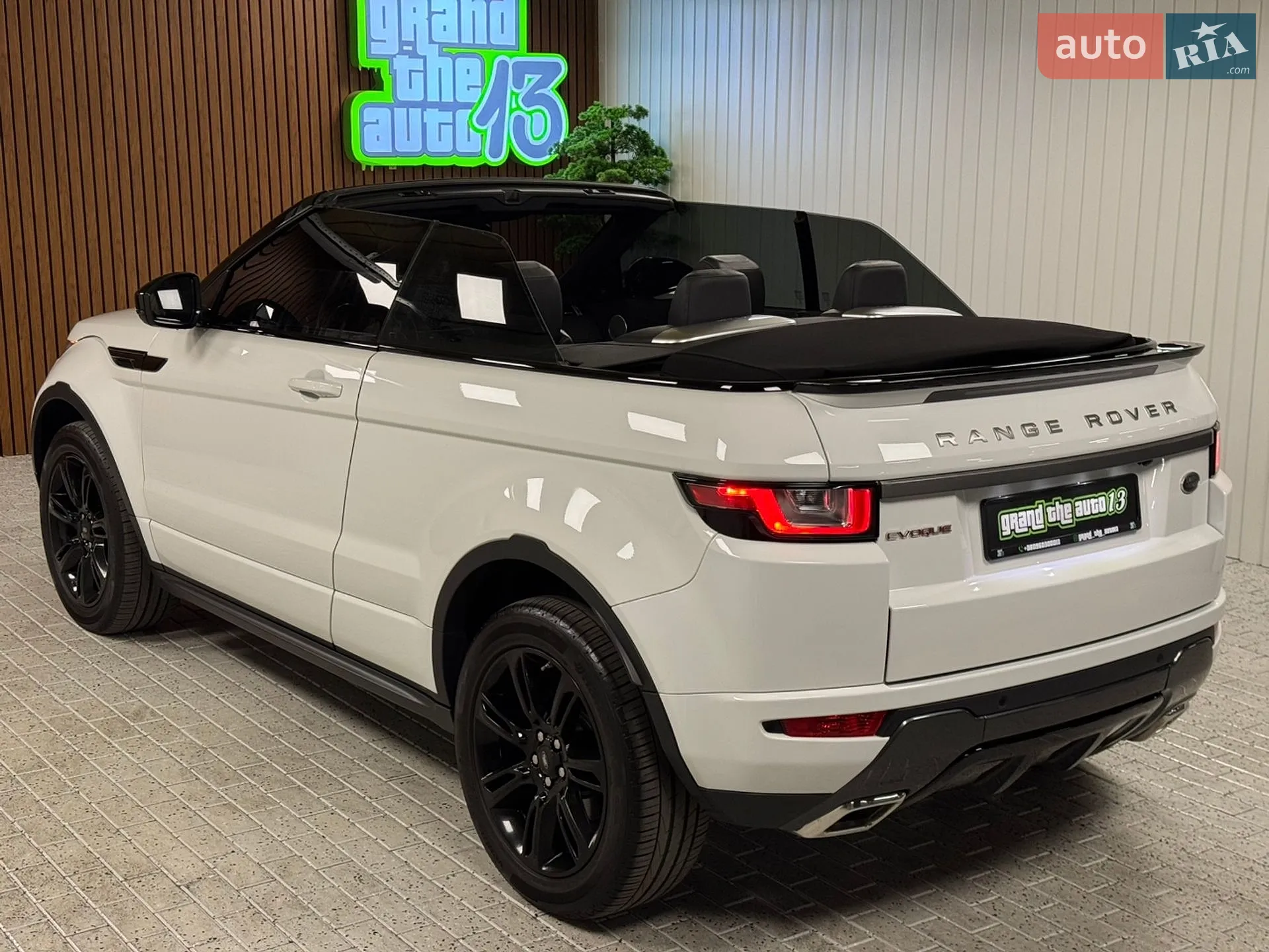 2017 Land Rover Range Rover Evoque - мініатюра 62