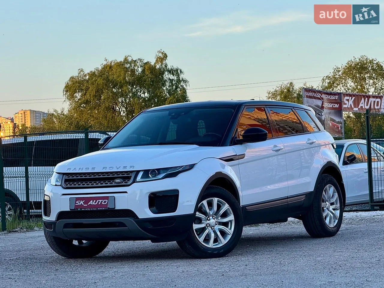2017 Land Rover Range Rover Evoque - мініатюра 27