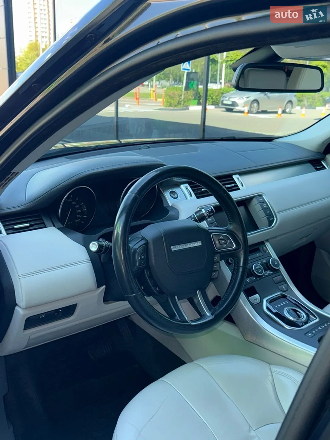 2012 Land Rover Range Rover Evoque - мініатюра 12