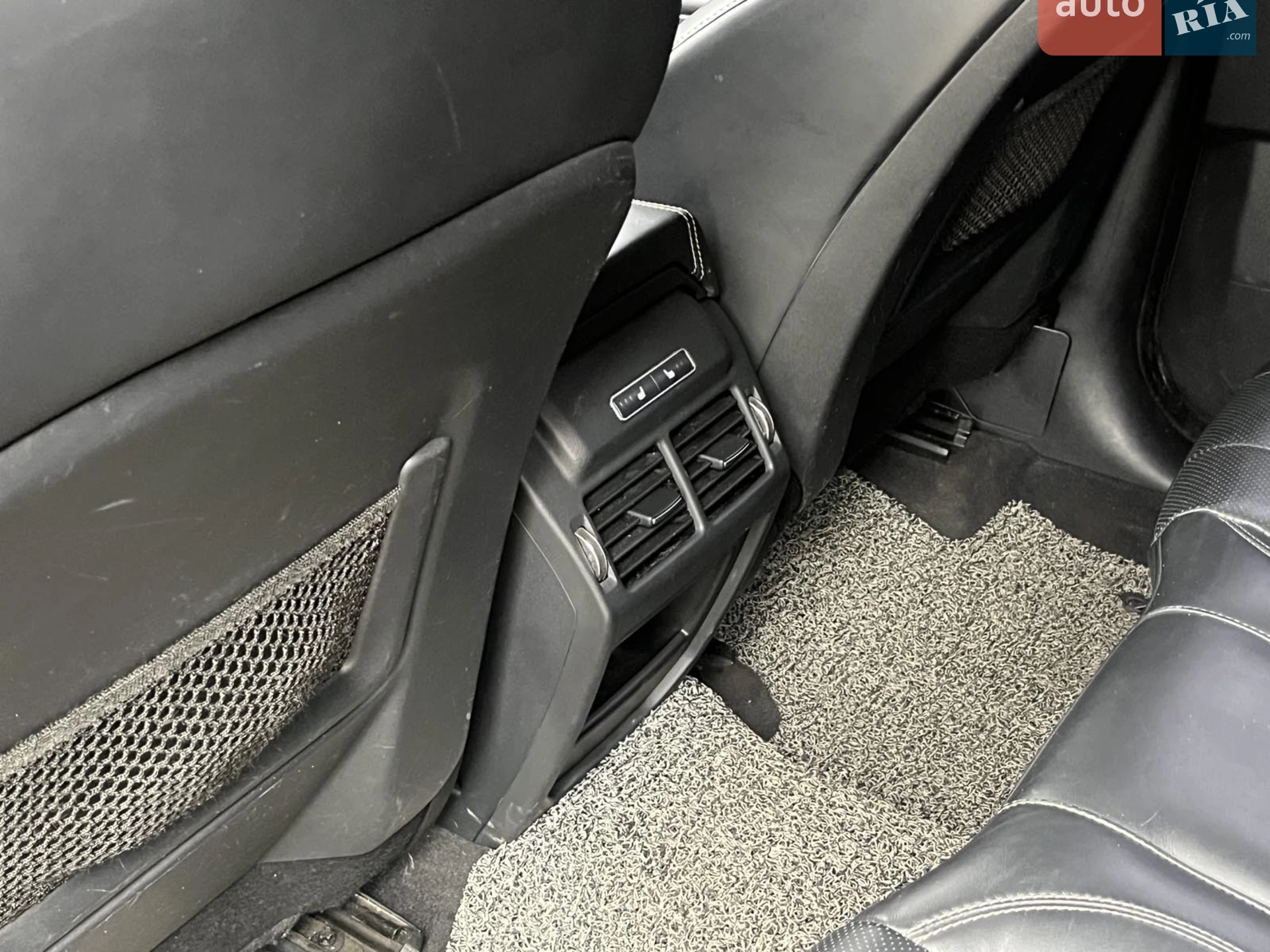 2015 Land Rover Range Rover Evoque - мініатюра 31