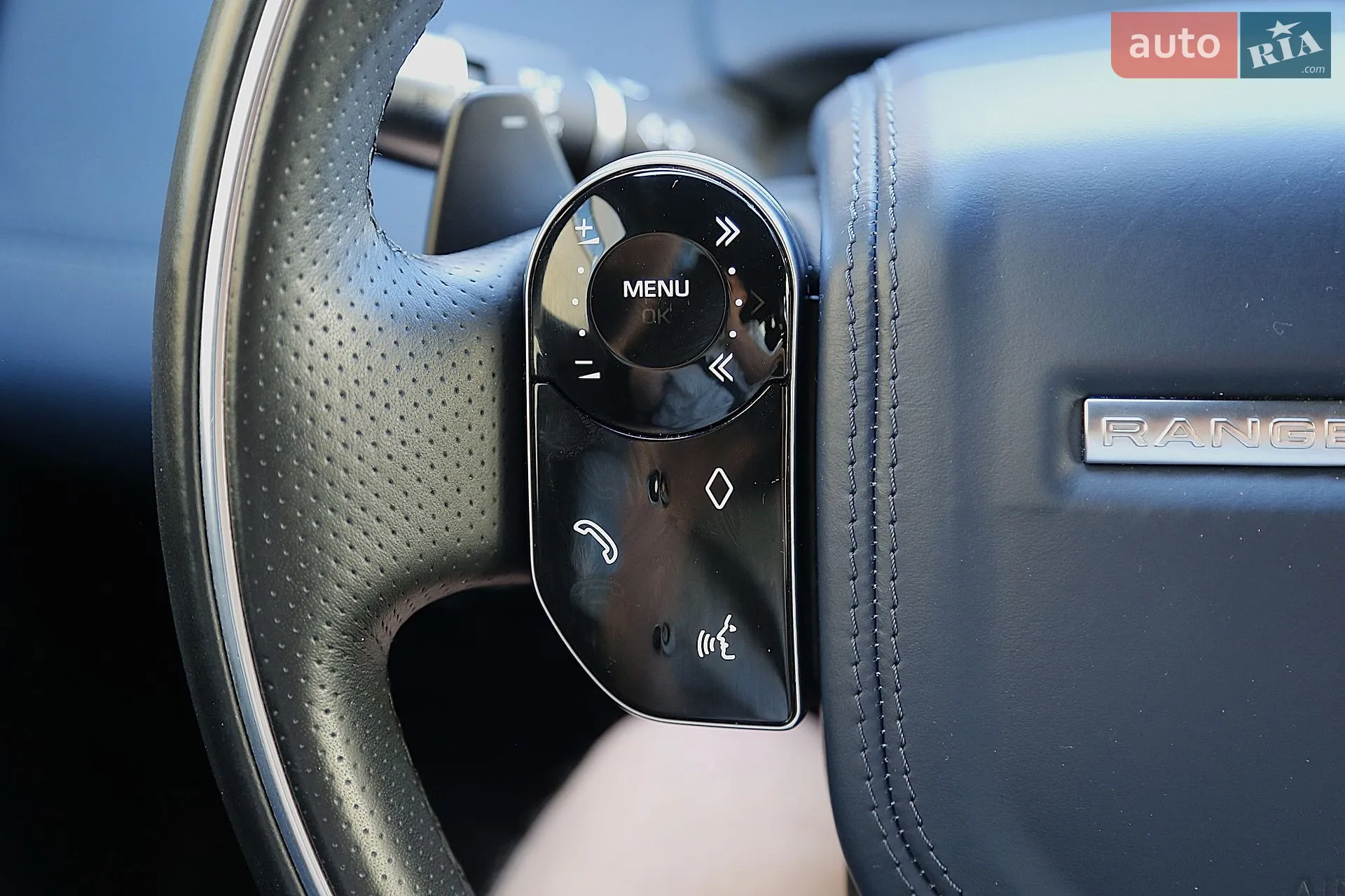 2019 Land Rover Range Rover Evoque - мініатюра 25