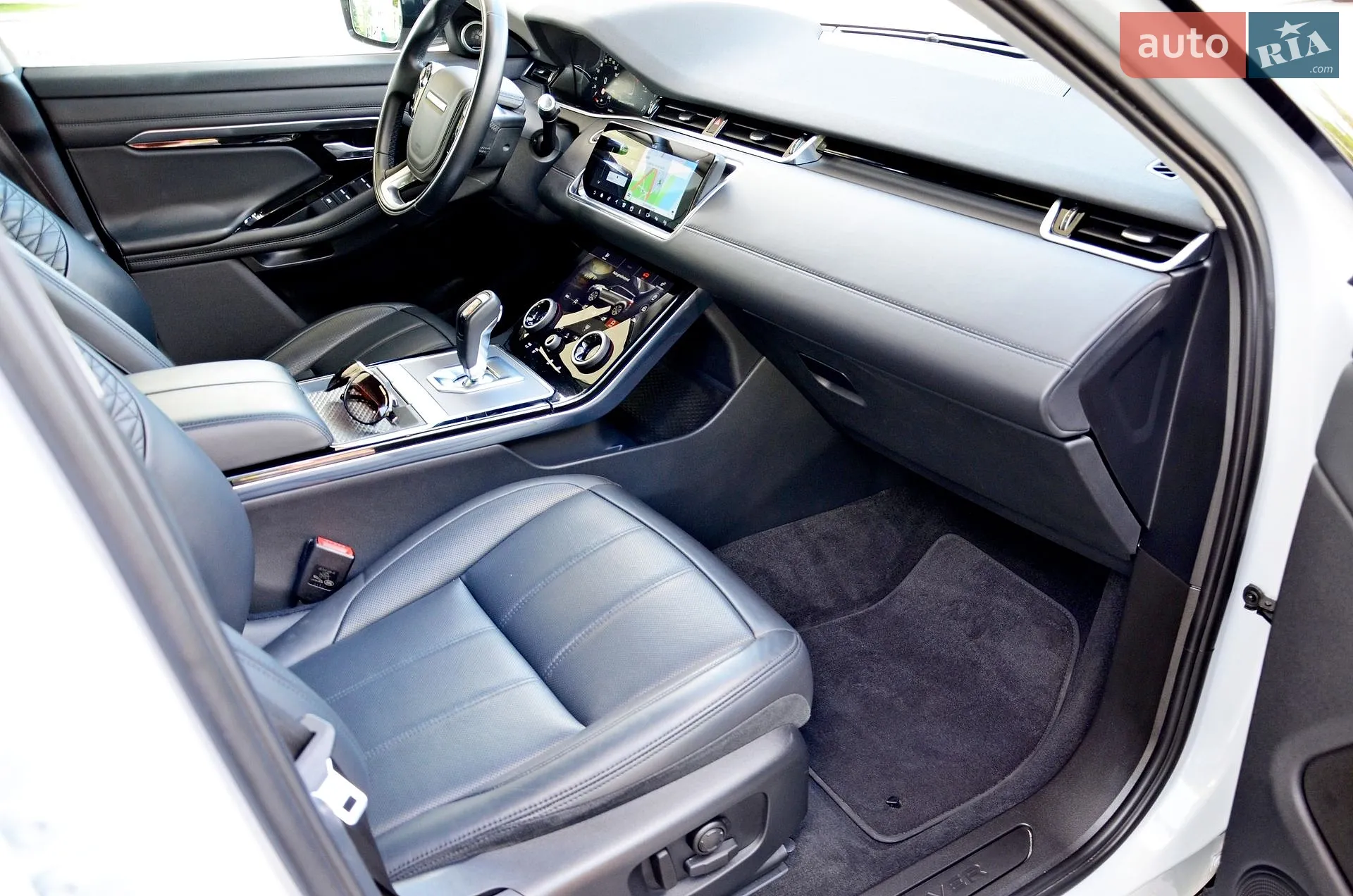 2019 Land Rover Range Rover Evoque - мініатюра 63