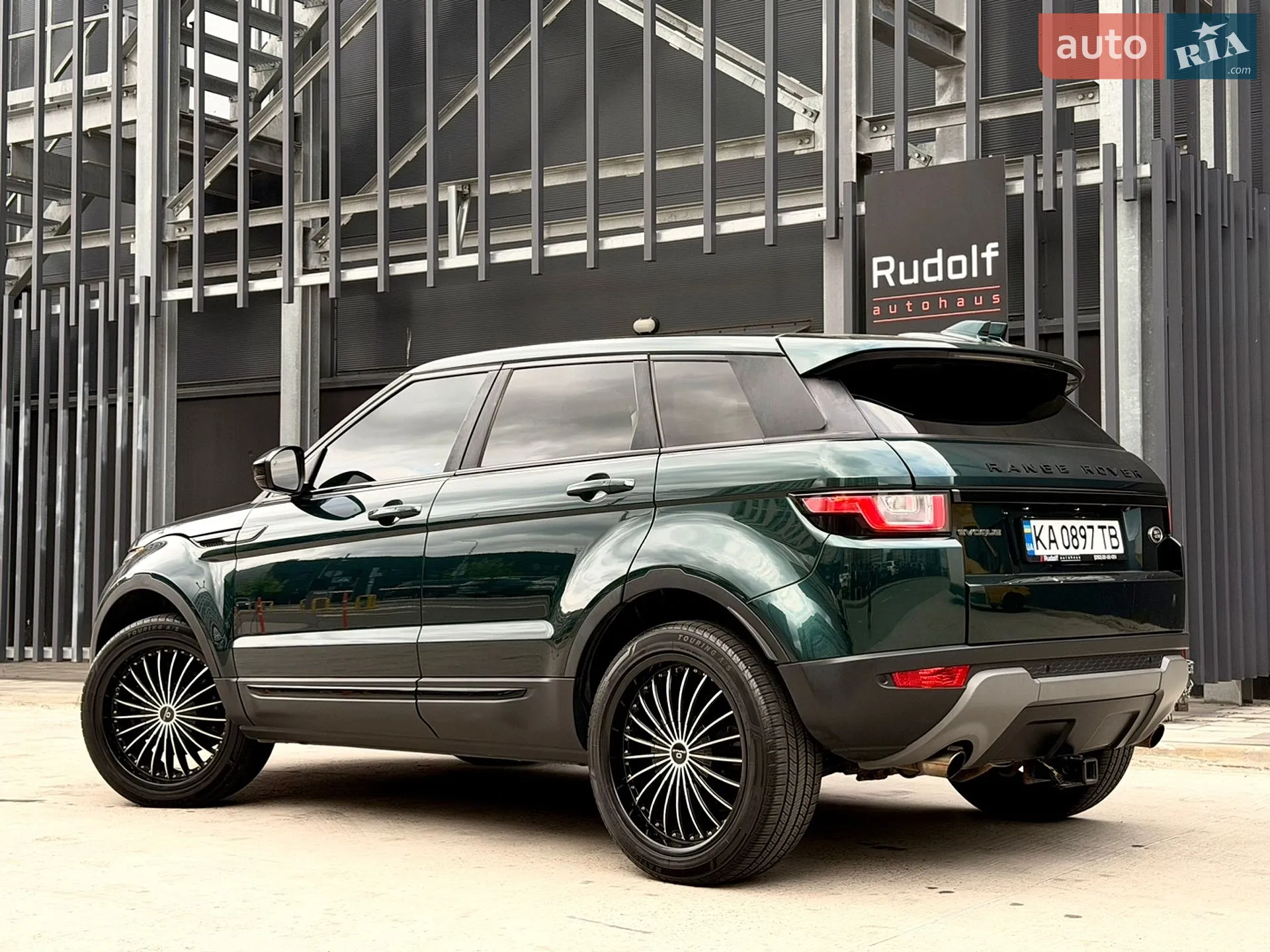 2017 Land Rover Range Rover Evoque - мініатюра 15