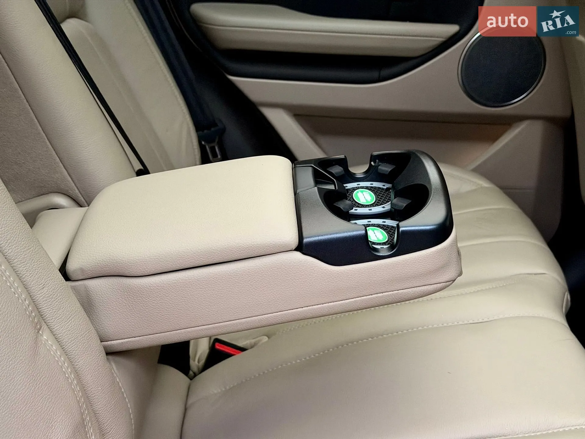 2017 Land Rover Range Rover Evoque - мініатюра 39
