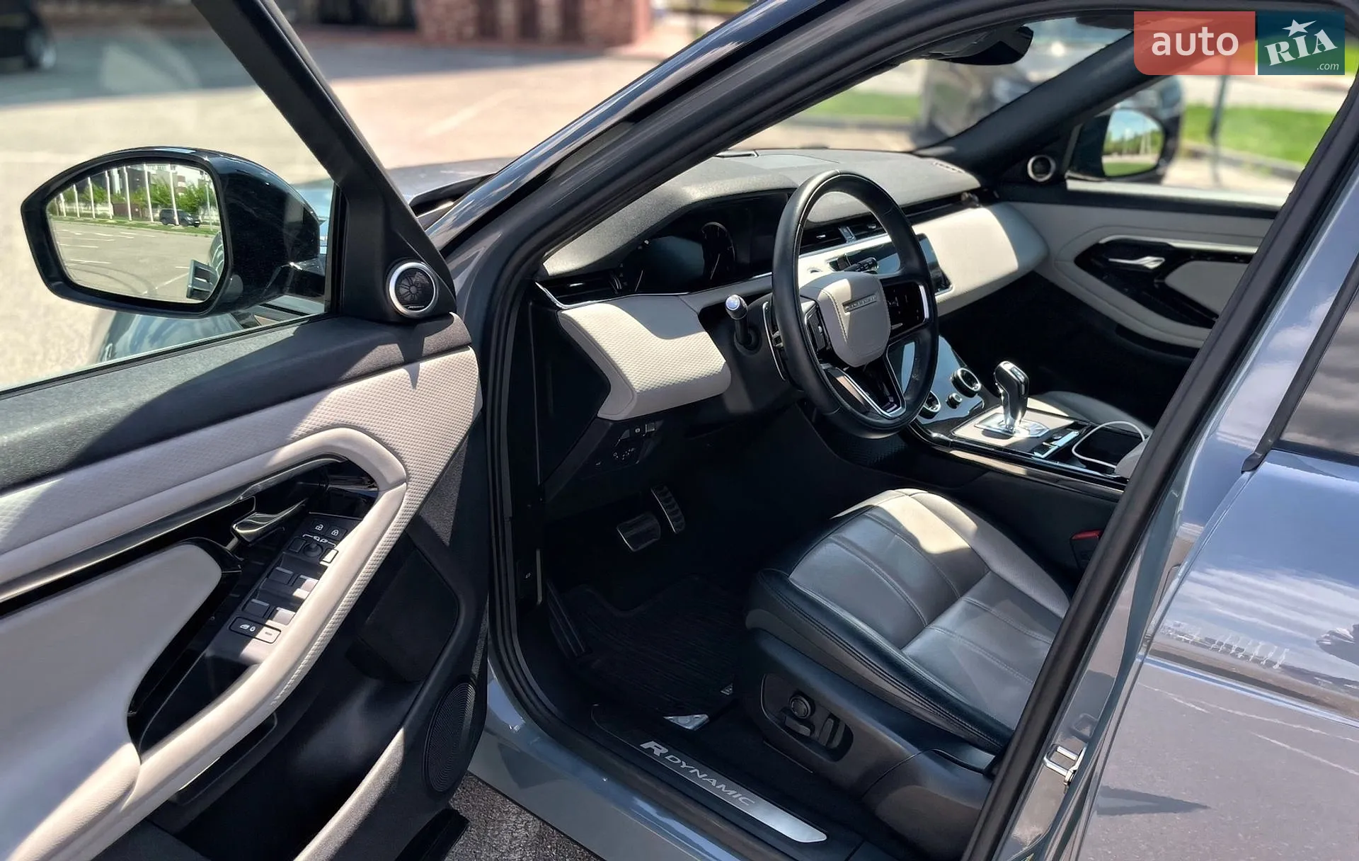 2022 Land Rover Range Rover Evoque - мініатюра 18