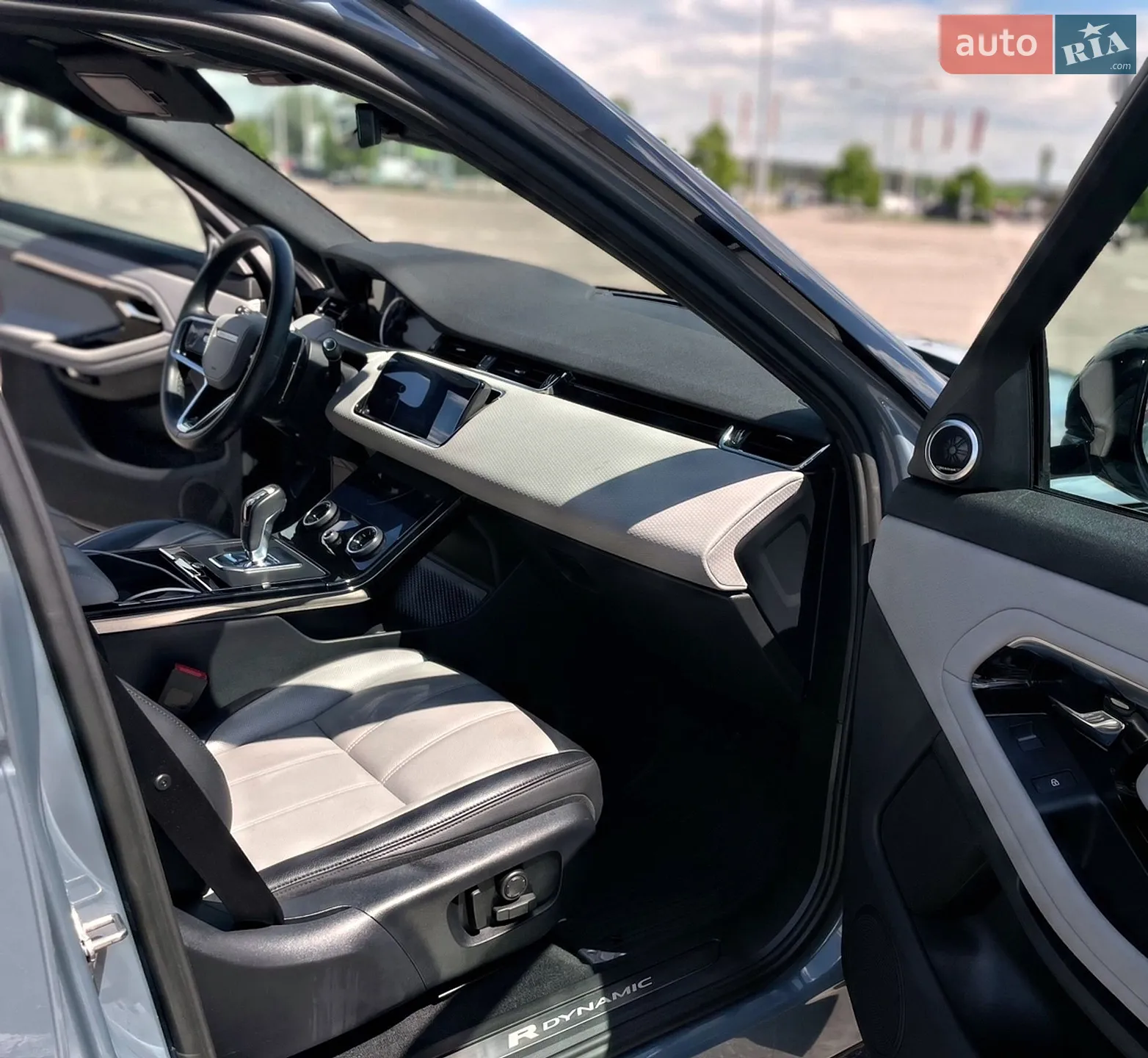 2022 Land Rover Range Rover Evoque - мініатюра 25
