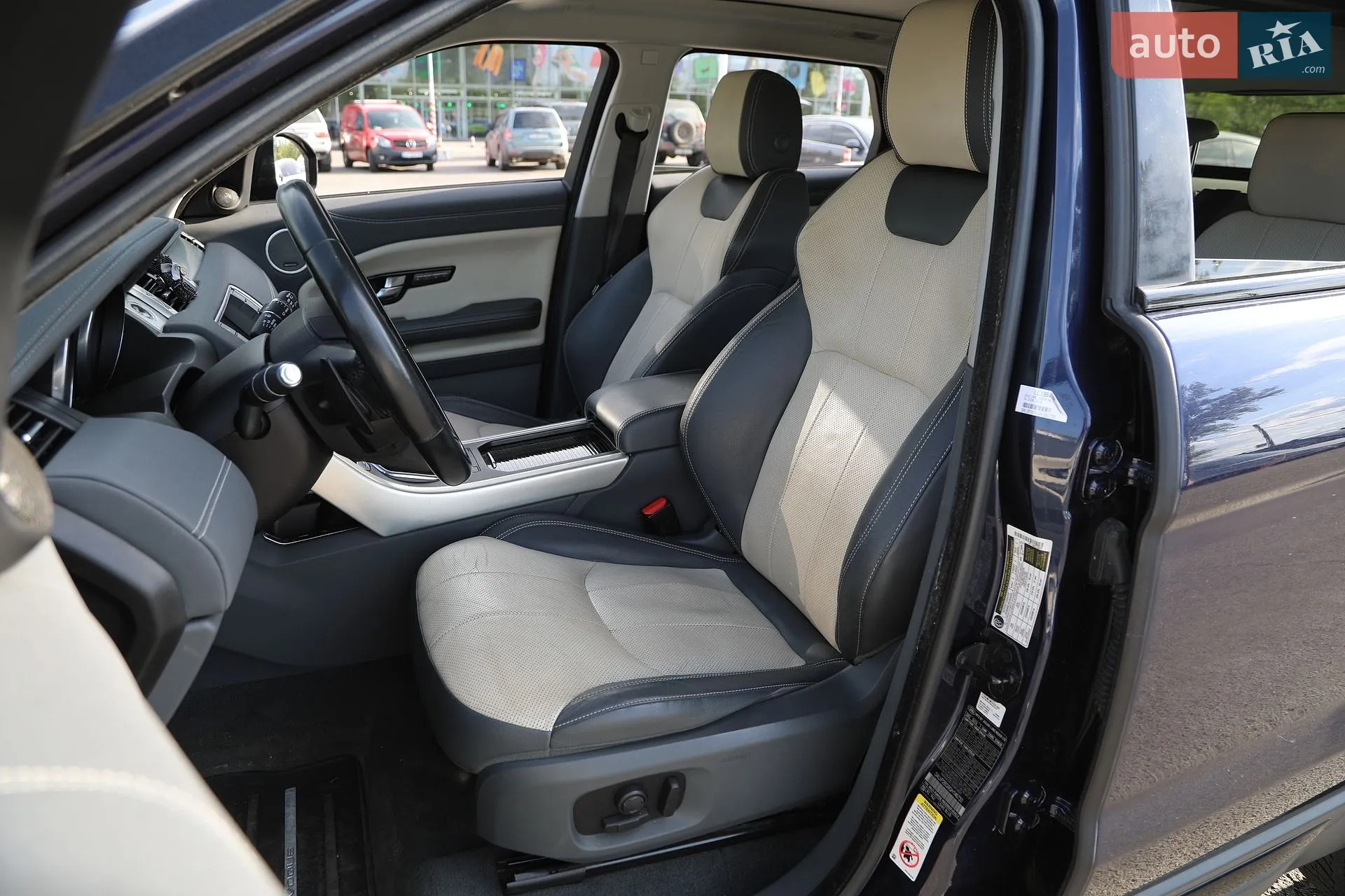 2016 Land Rover Range Rover Evoque - мініатюра 12