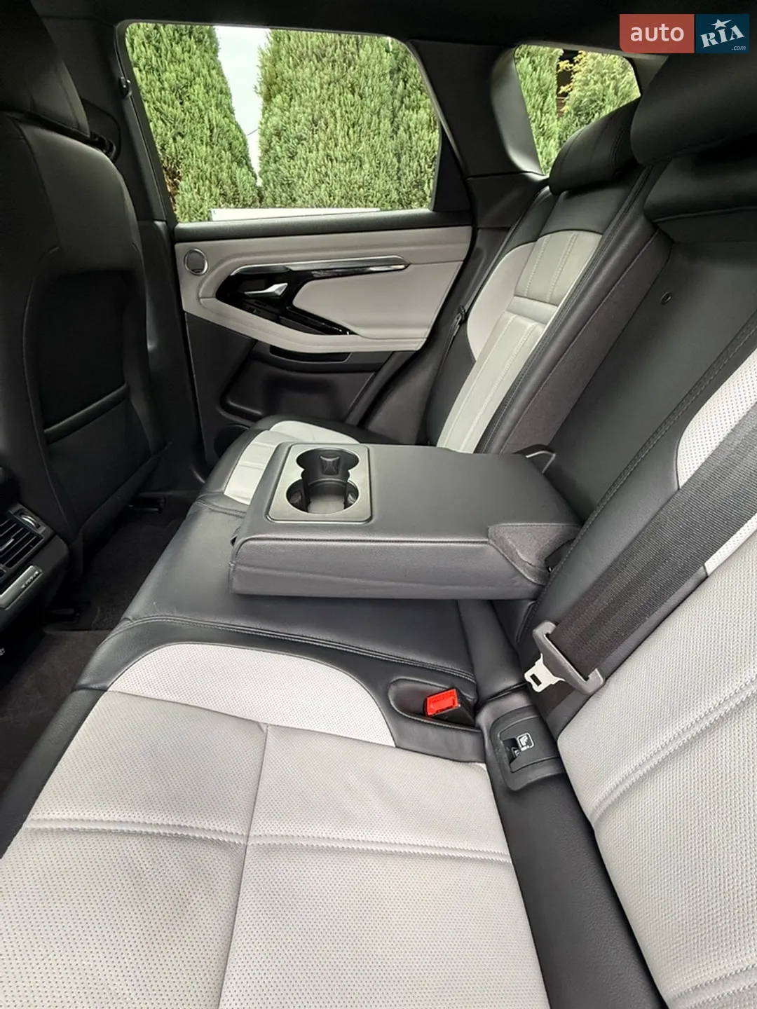 2020 Land Rover Range Rover Evoque - мініатюра 29