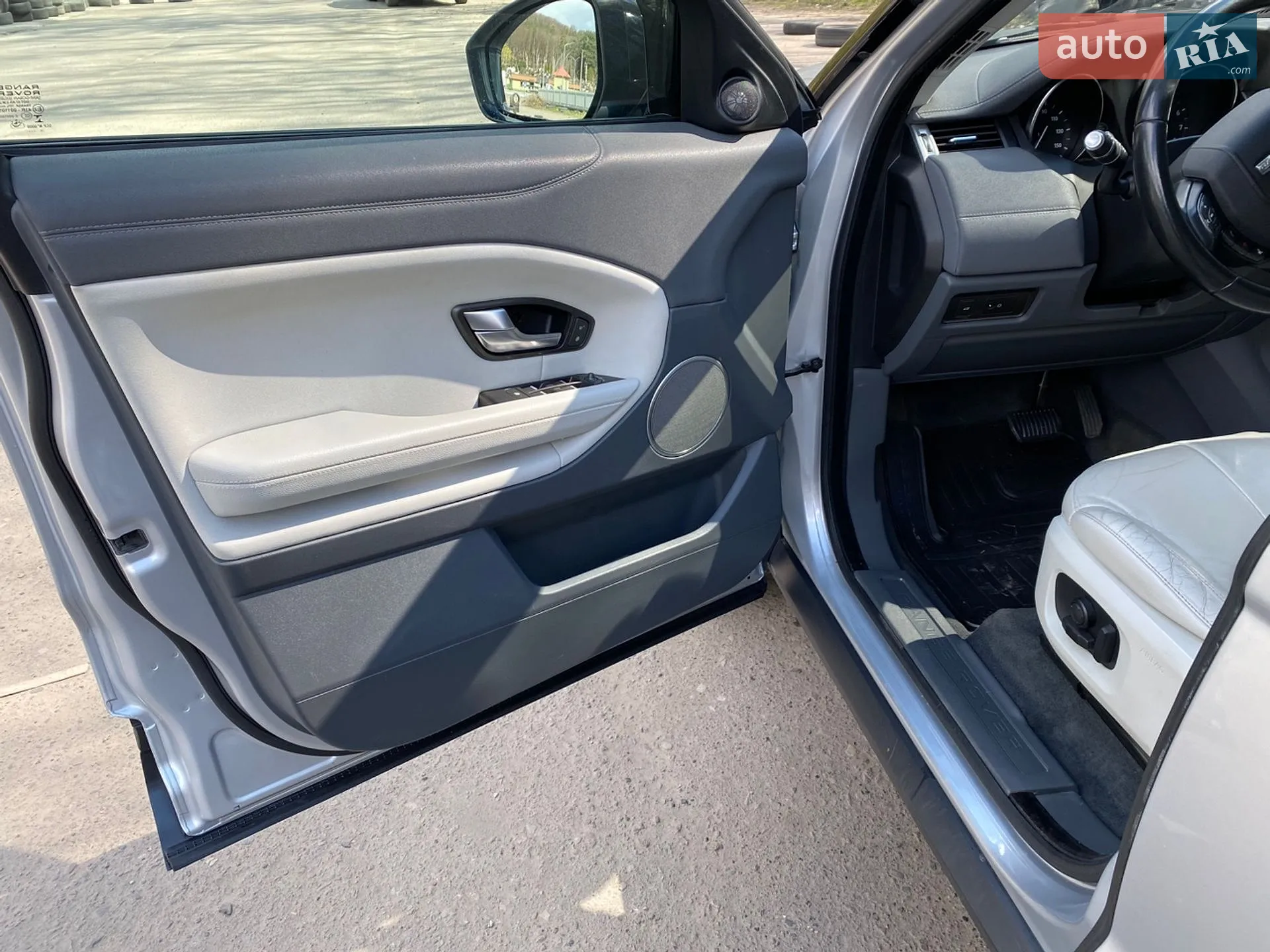 2016 Land Rover Range Rover Evoque - мініатюра 20