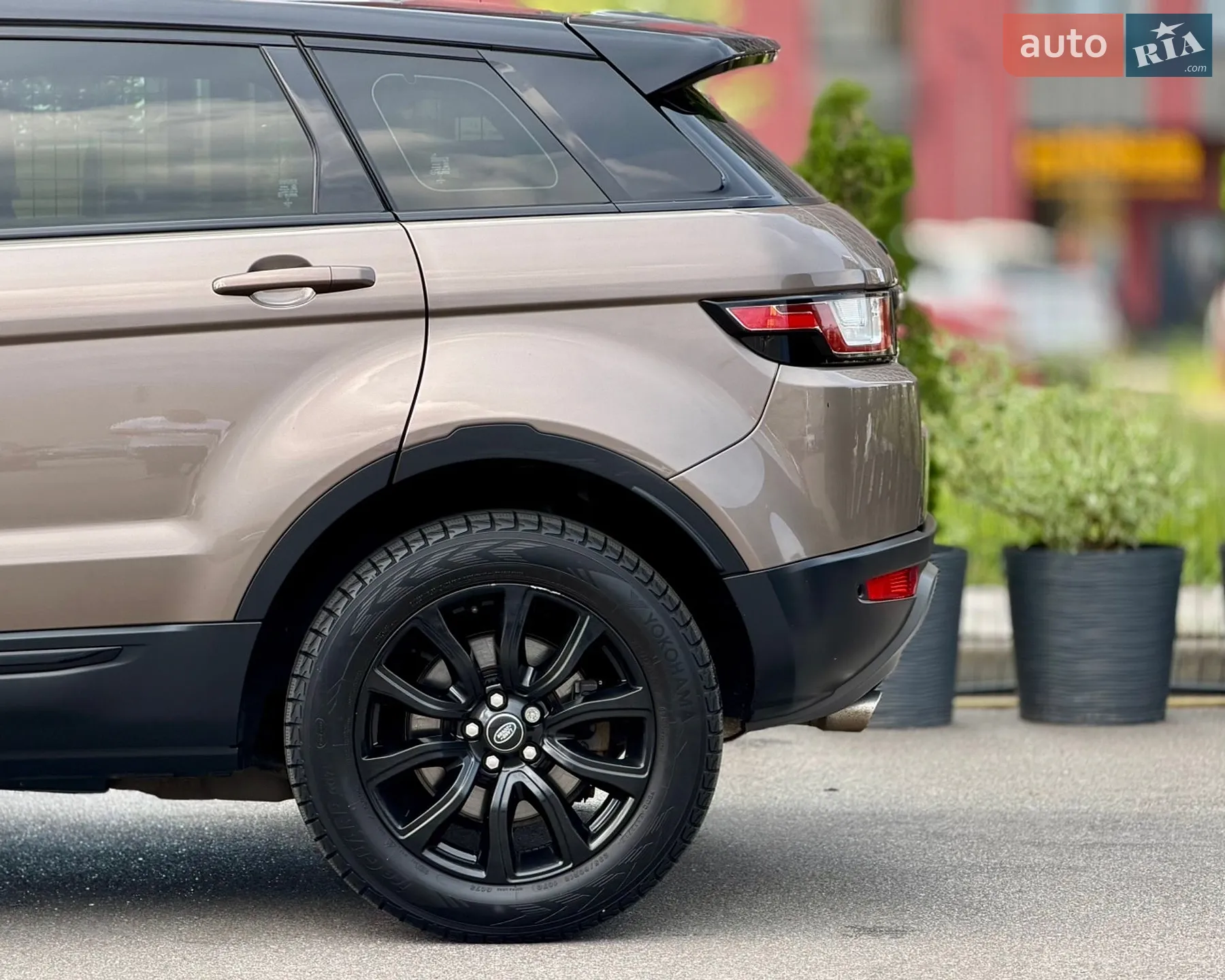 2018 Land Rover Range Rover Evoque - мініатюра 12