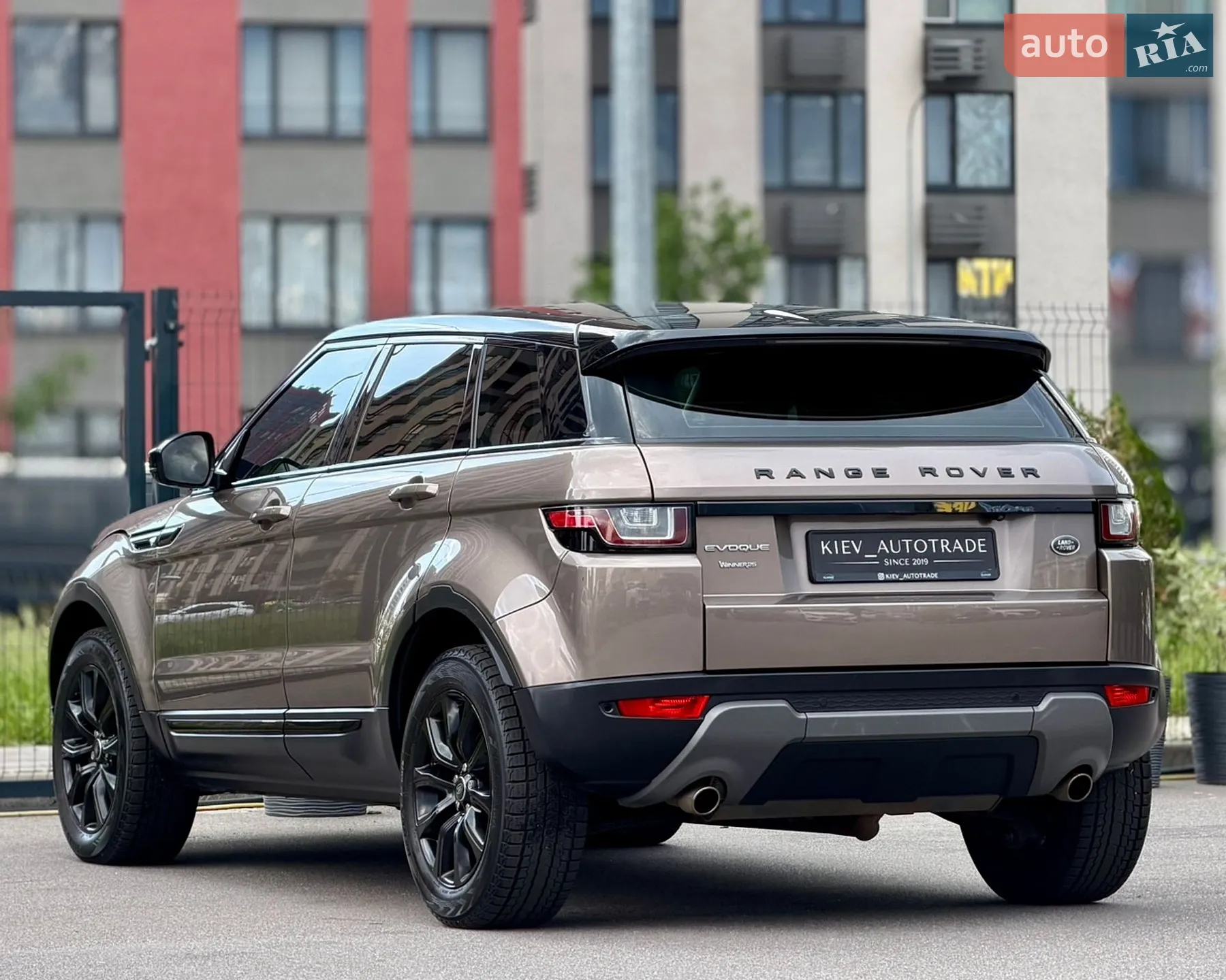 2018 Land Rover Range Rover Evoque - мініатюра 15