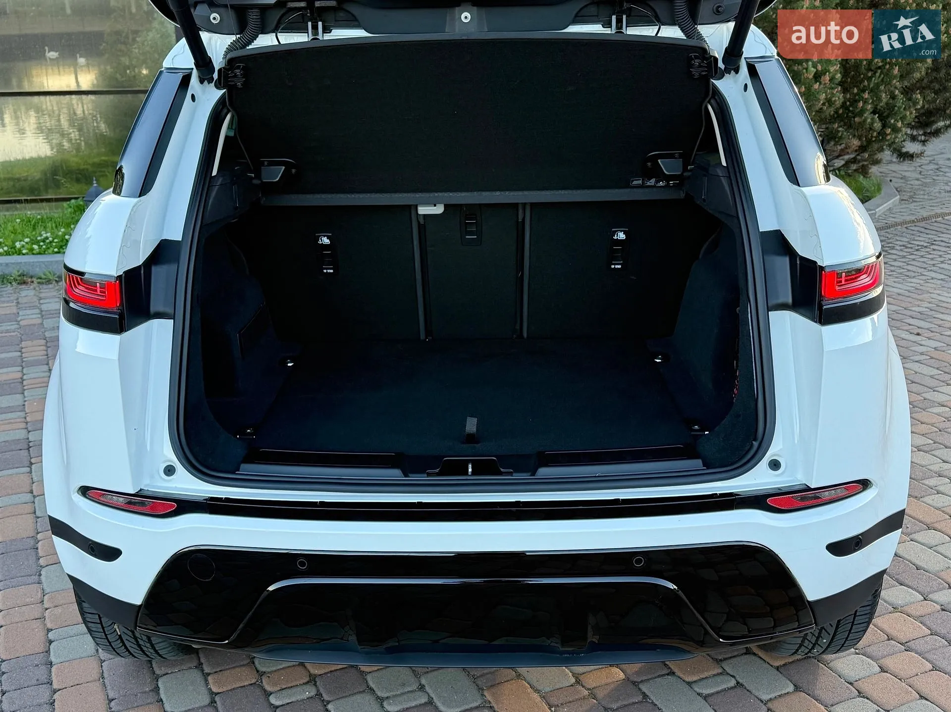 2021 Land Rover Range Rover Evoque - мініатюра 11