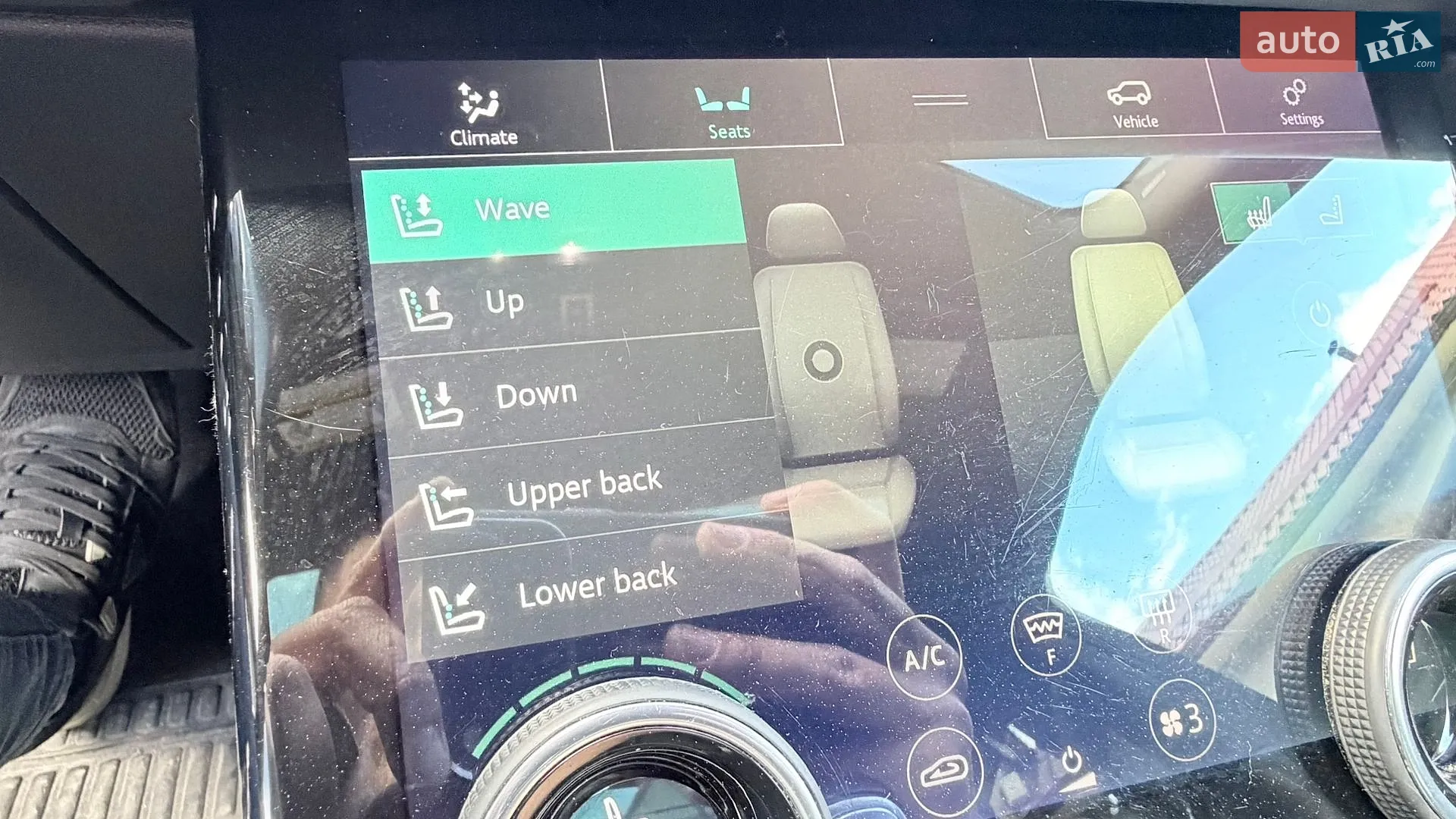 2019 Land Rover Range Rover Evoque - мініатюра 29